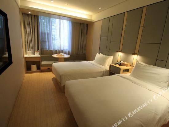 Twin Superior Room