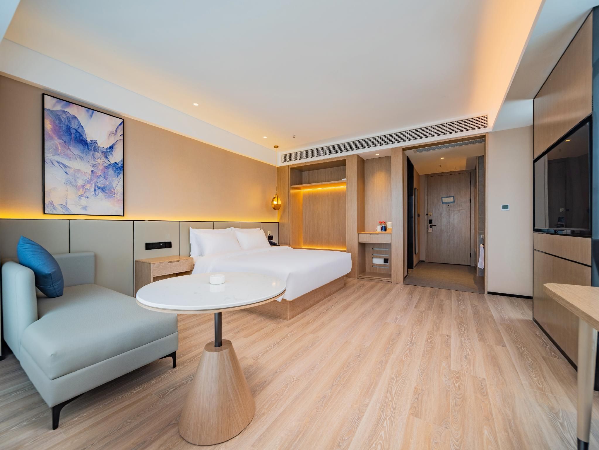 Business Queen Bed Room
