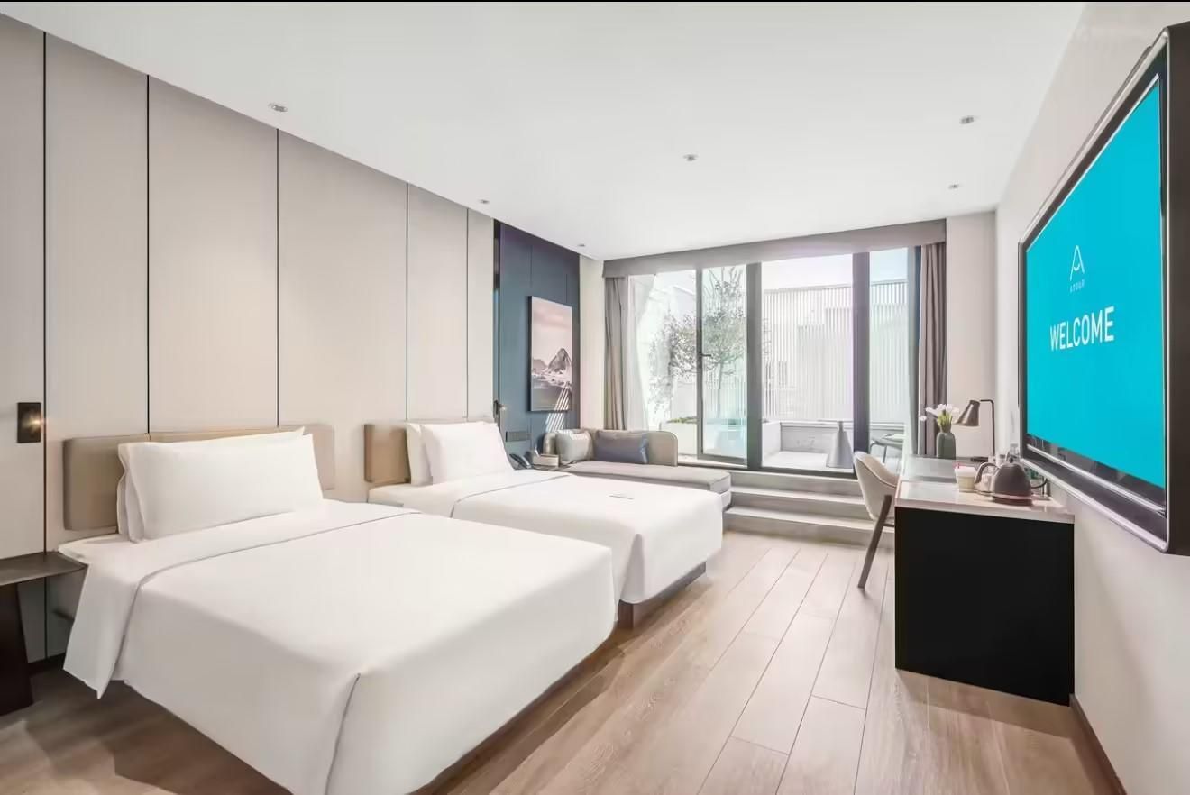 Superior Courtyard Twin Room