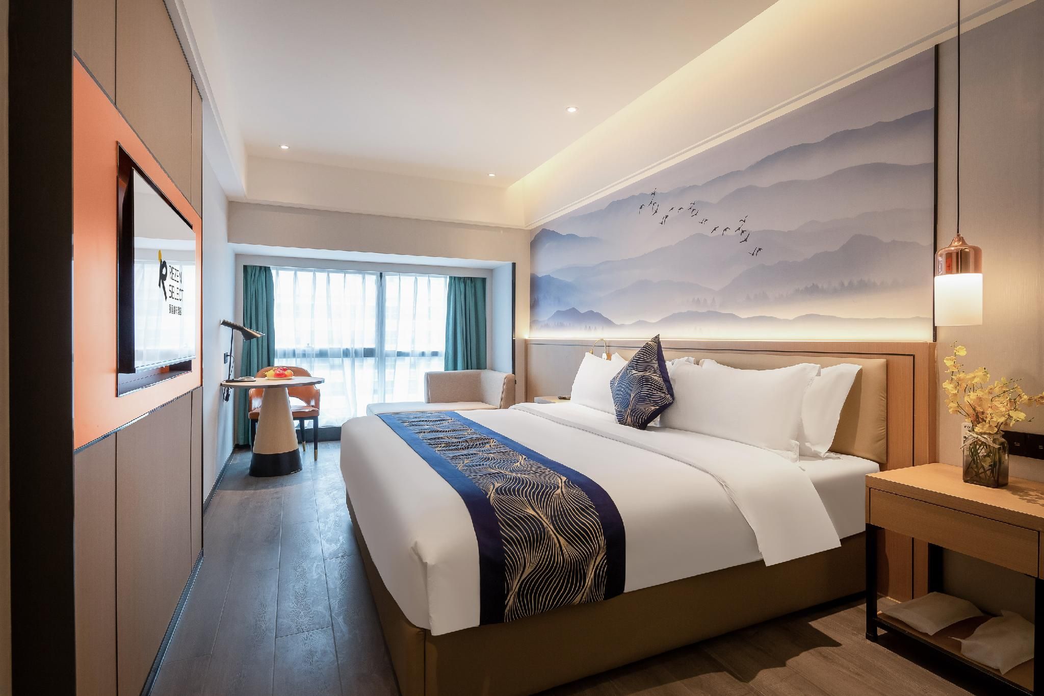 Rezen - Select 1 Bed Room with View