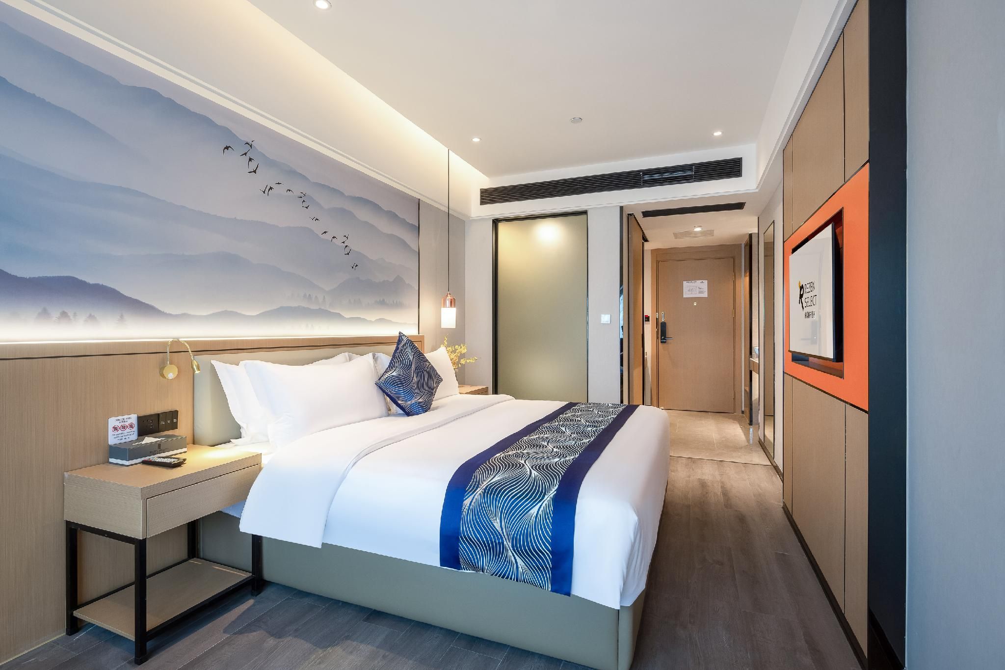 Rezen - Select 1 Bed Room with View
