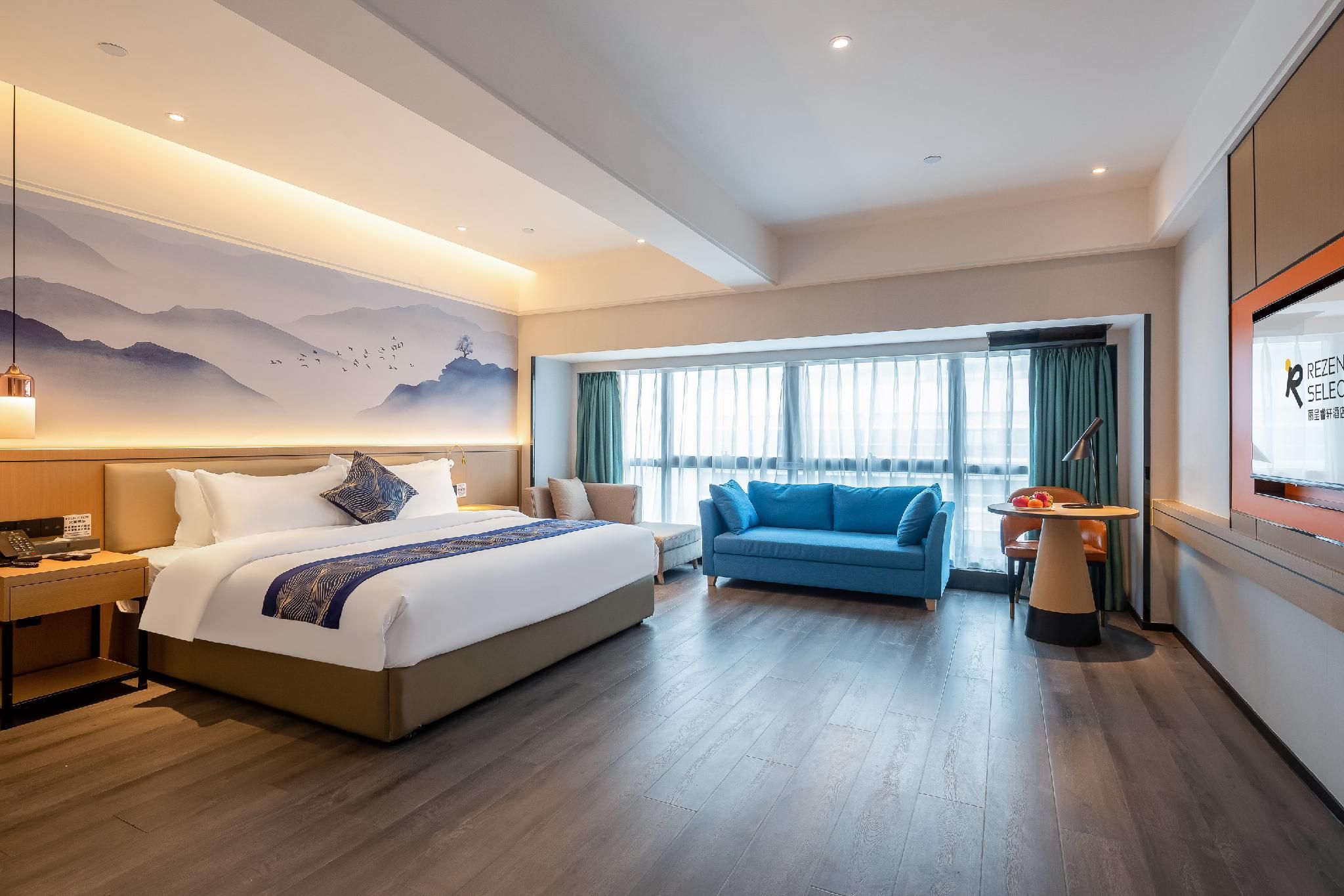 Rezen - Business 1 Bed Room with View