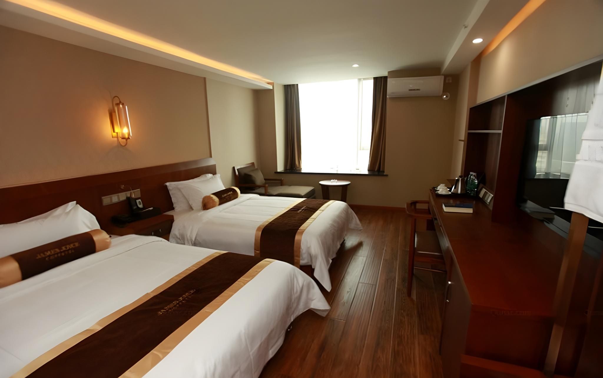 James Joyce - Feifan Family Suite