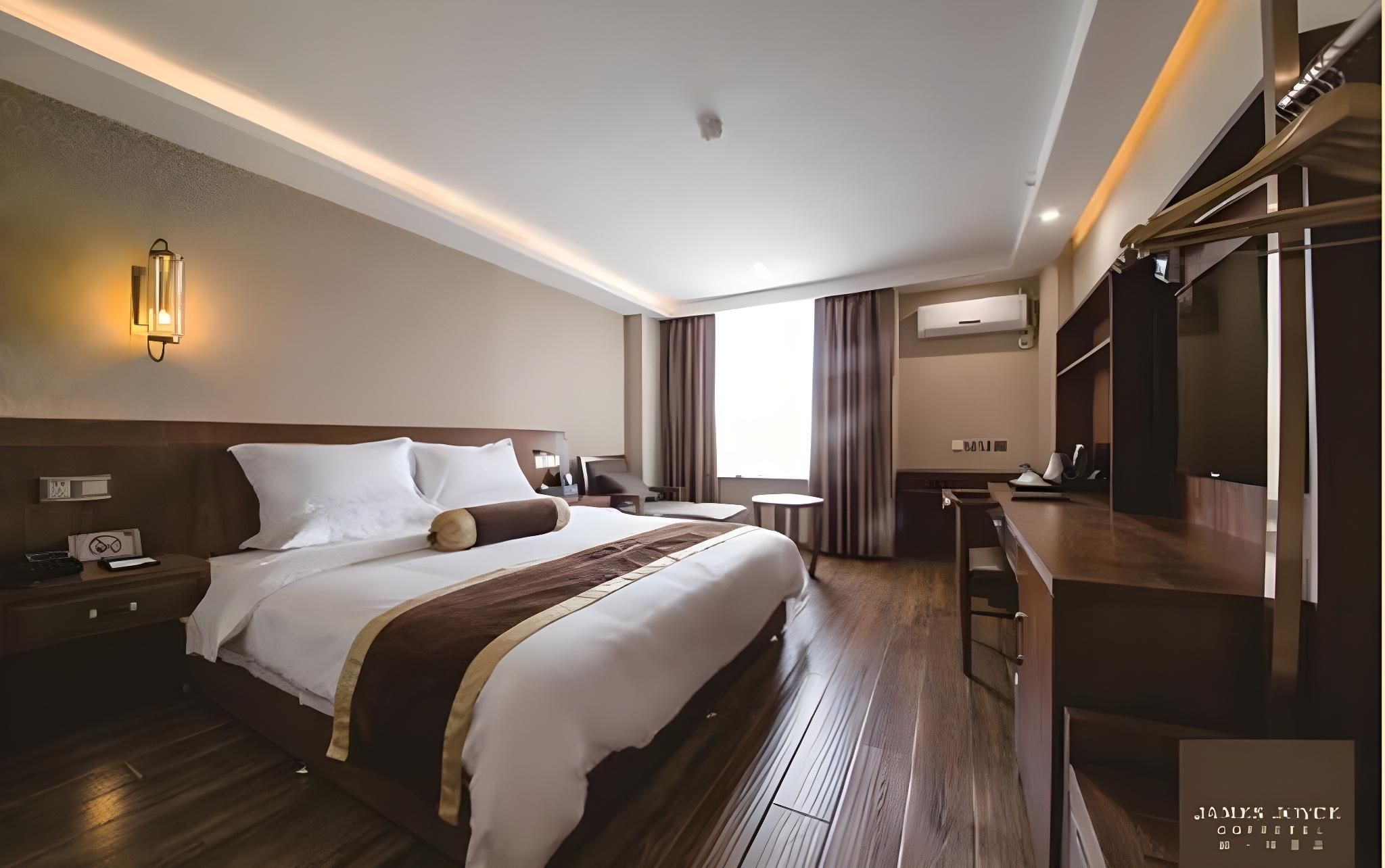 James Joyce - Feifan Bed Room