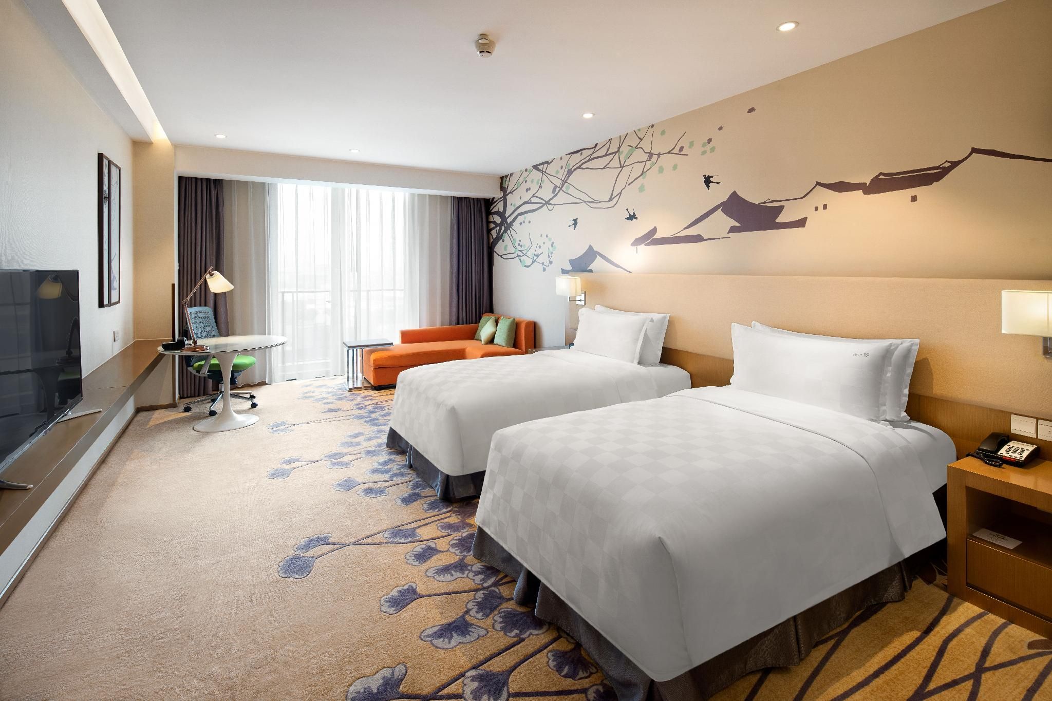 2 Twin Beds Club Room