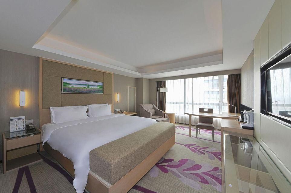 King Executive Room