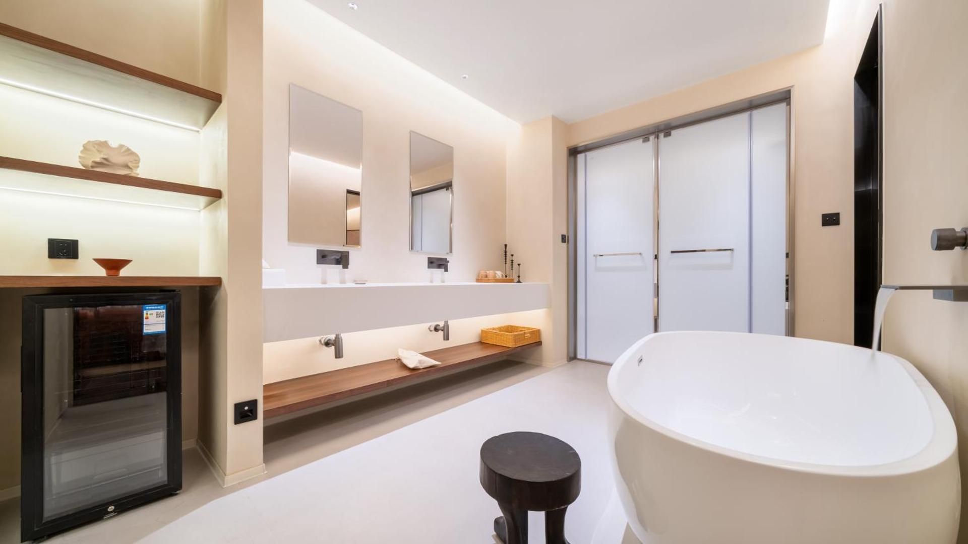 One-Bedroom Suite -Free Airport Transfer For Min 3 Nights Stay+Free Laundry+Welcome Drink
