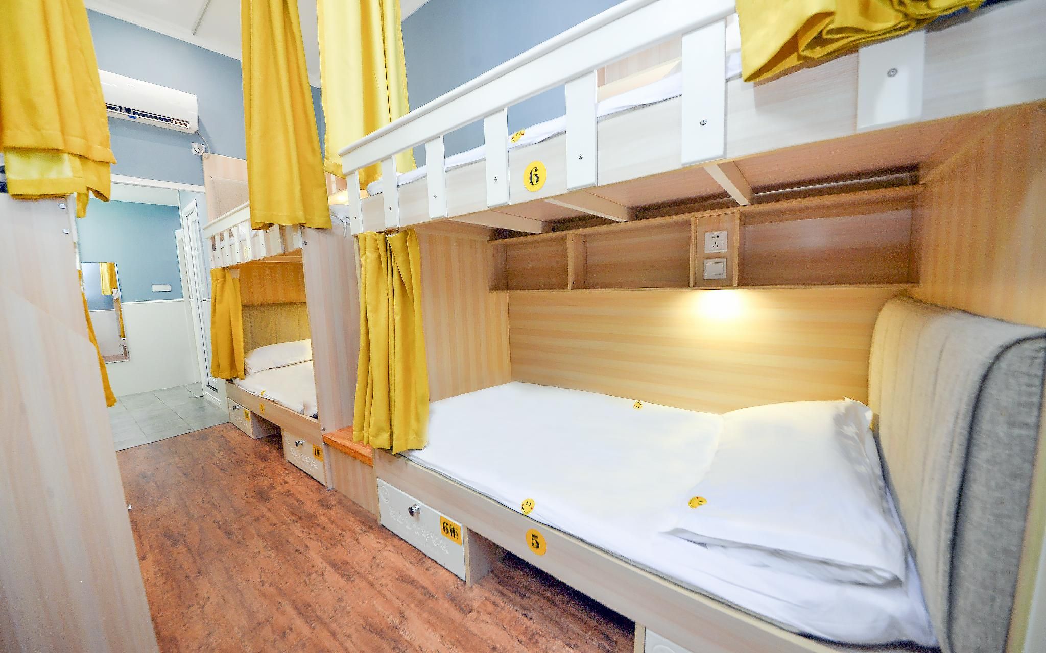 Single Bunk Bed In 4-Bed Male Dormitory Room