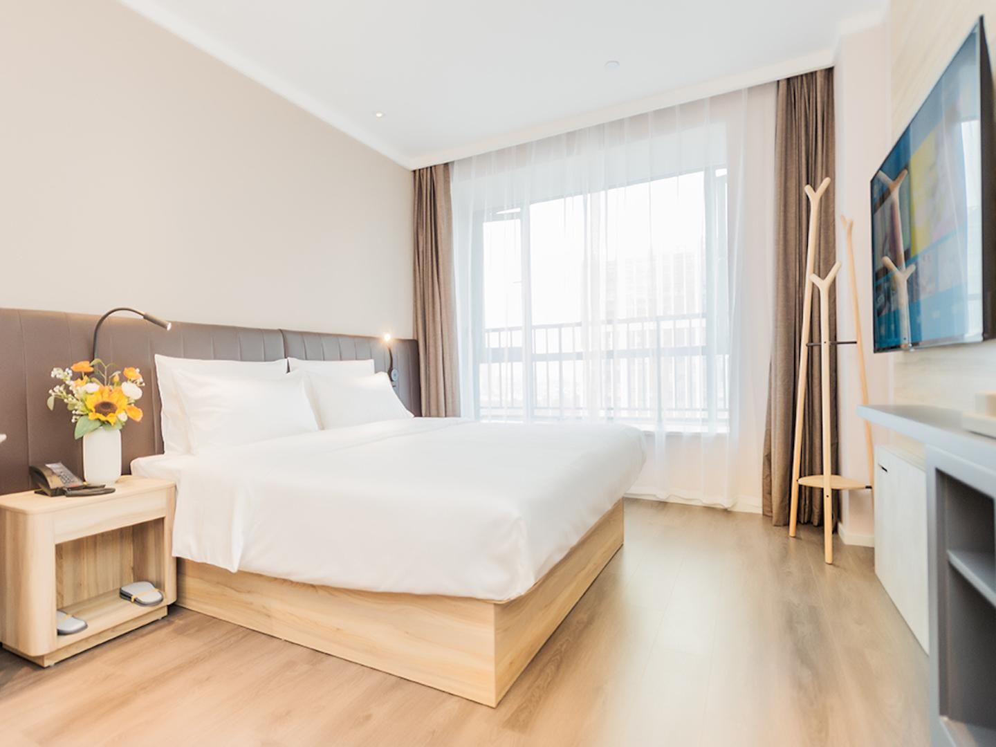 Huazhu - Superior BedRoom