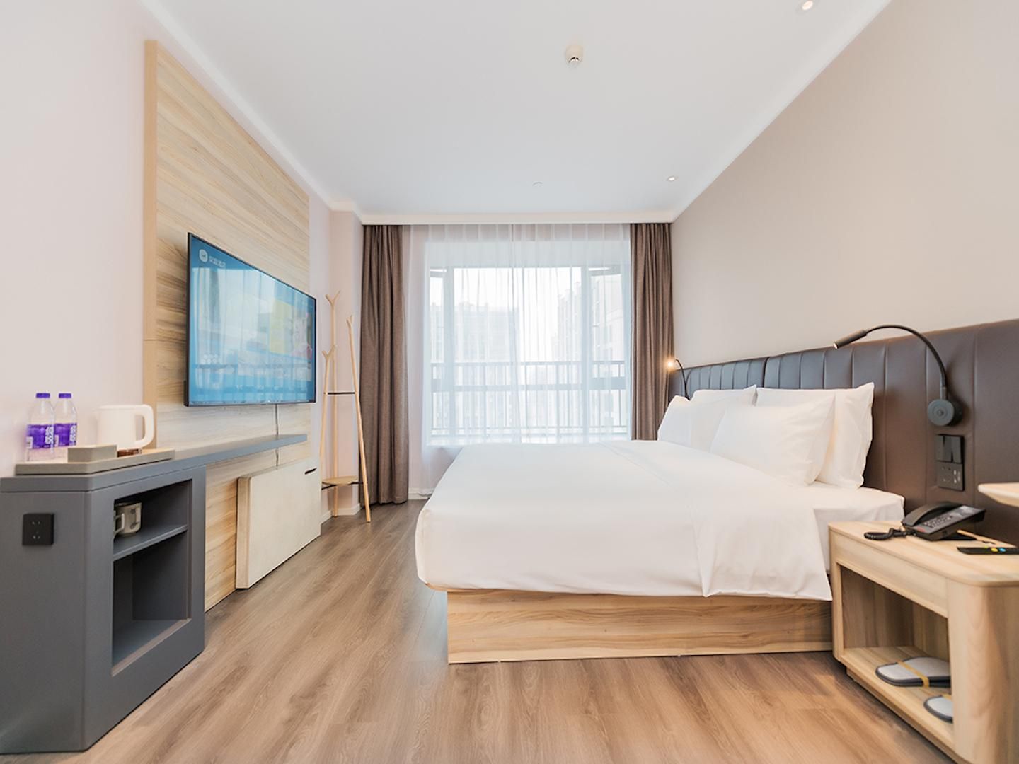 Huazhu - Superior BedRoom
