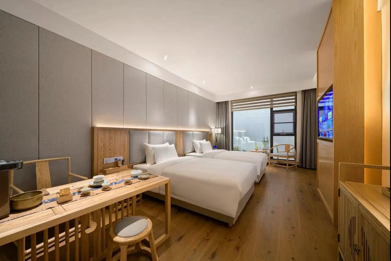 2 Bed Twin Superior Room