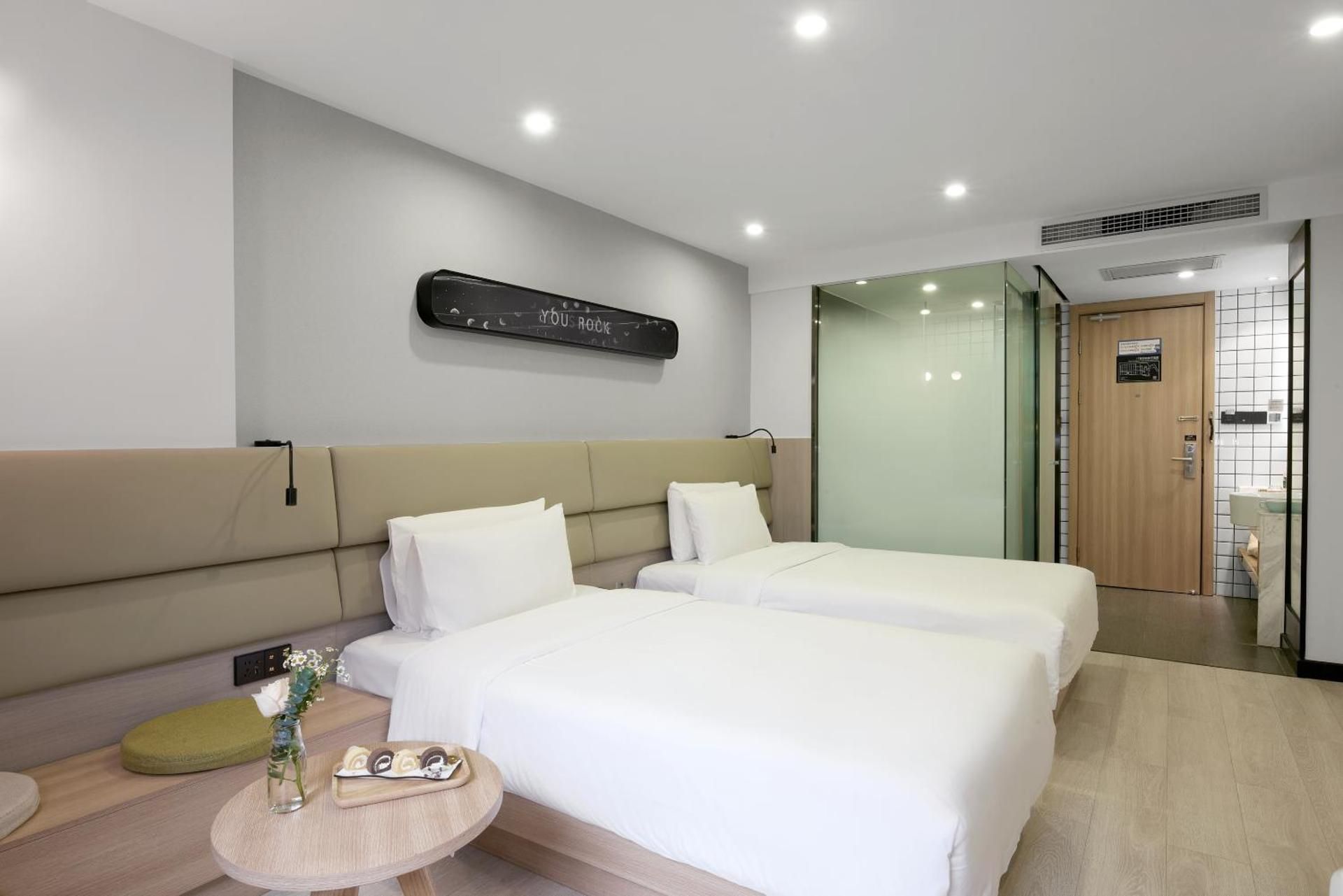 Superior Twin Room With Courtyard