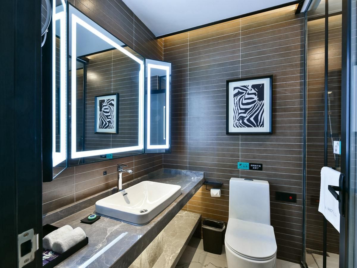 Xana - Deluxe Bed Room