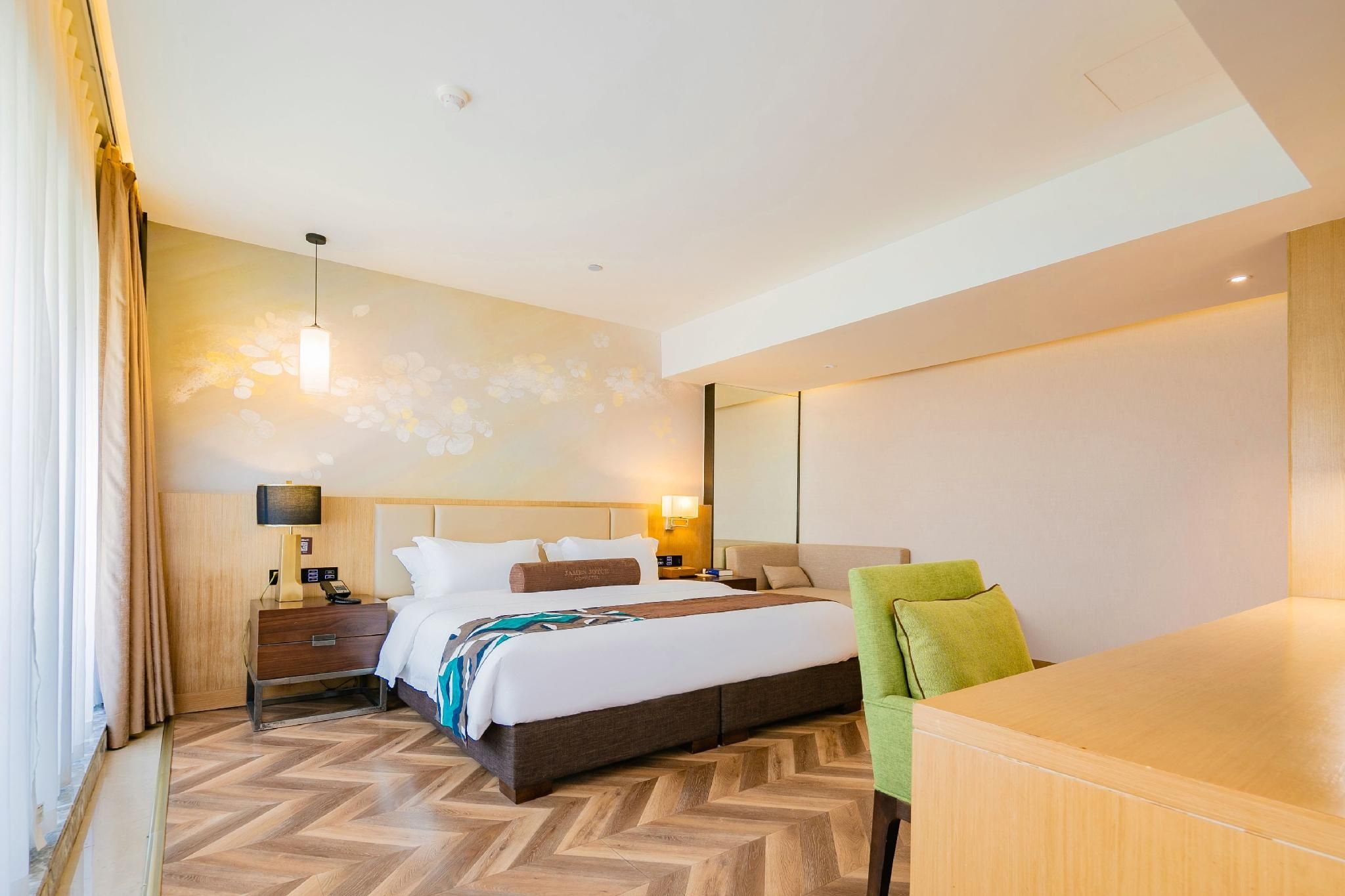 James Joyce - Feifan Travel Suite
