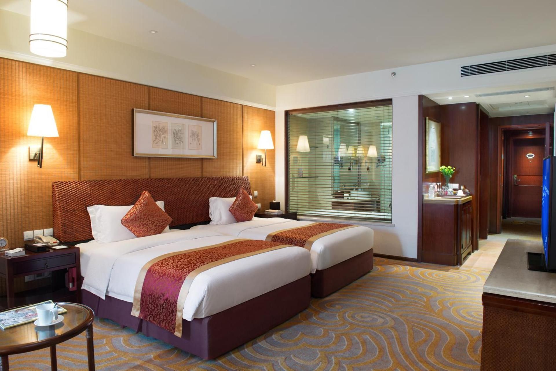 Deluxe Garden View Twin Room