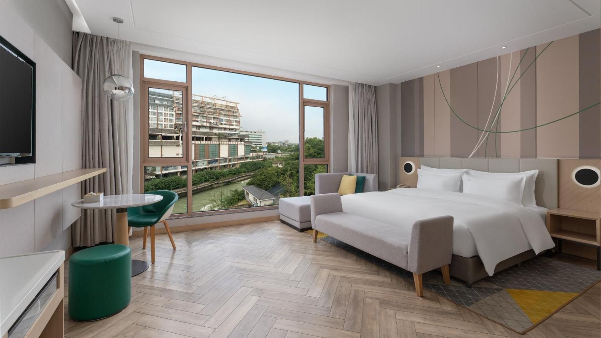 1 King Premium River View