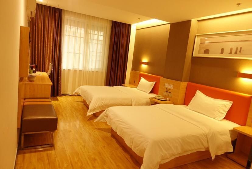 Featured Twin Room