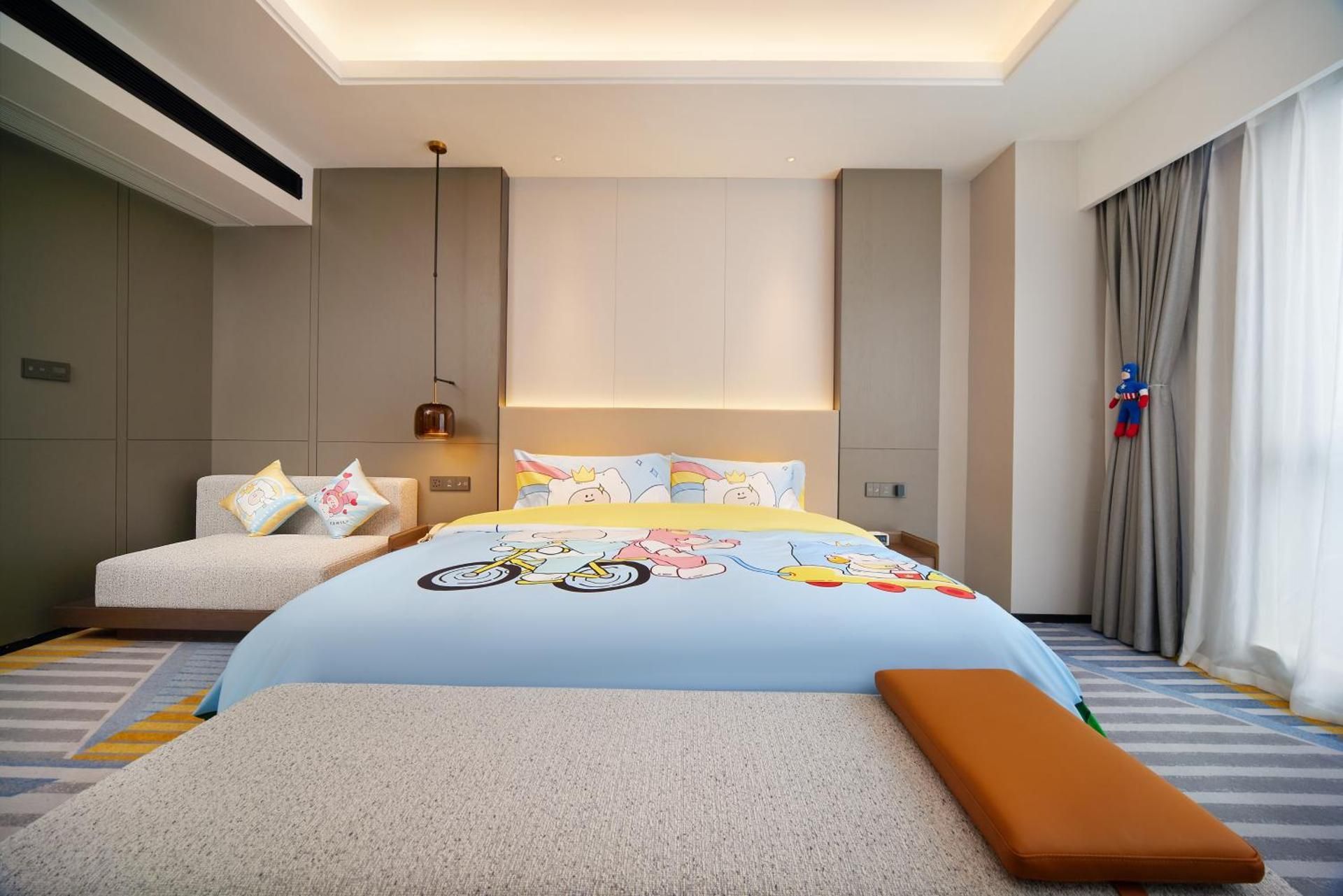 One-Bedroom King Suite - Kids Theme