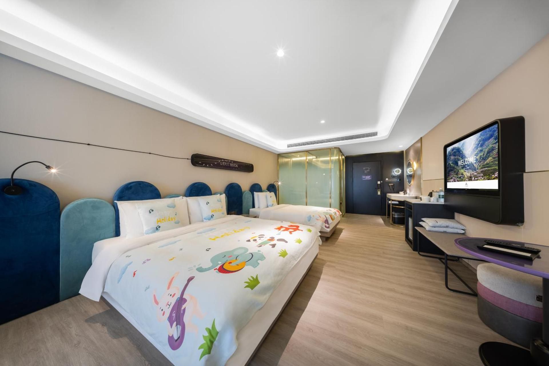 Jimu Family Room