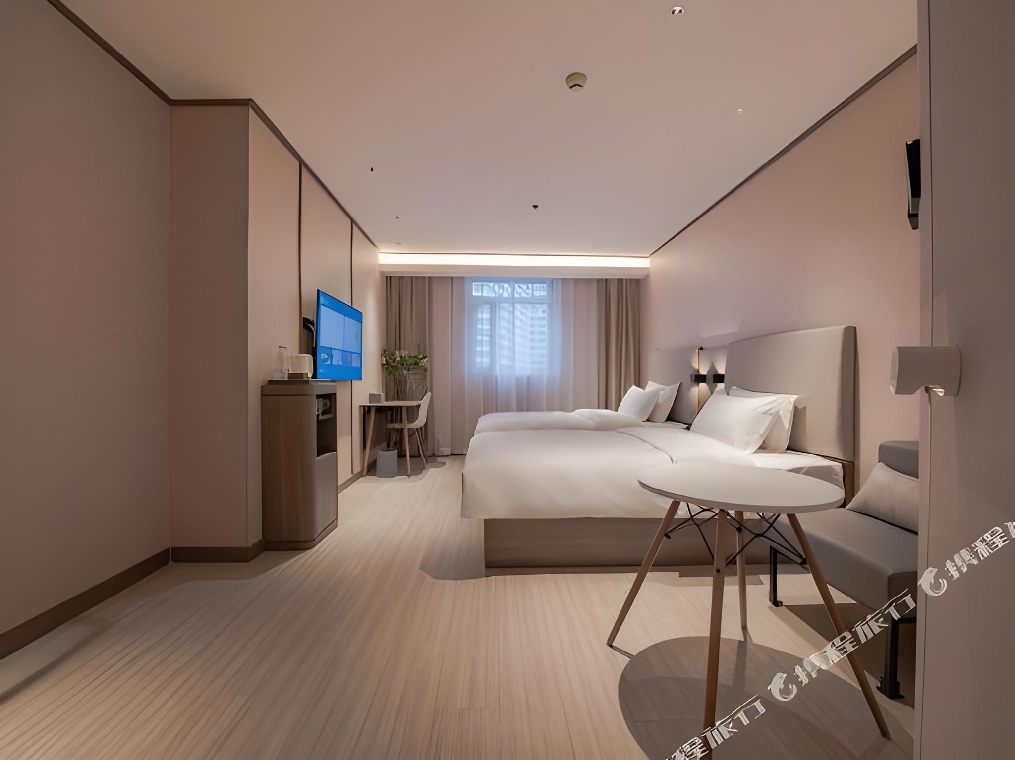 2 Bed Twin Superior Room
