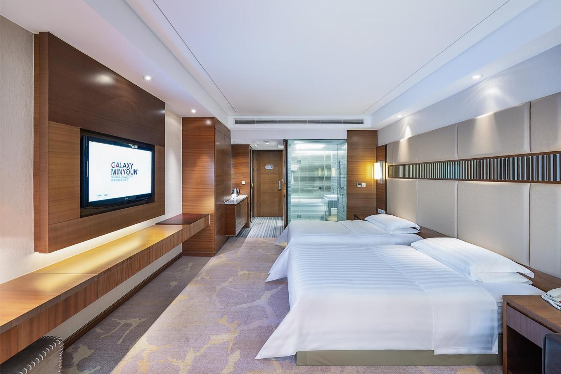 Deluxe Twin Bed Room