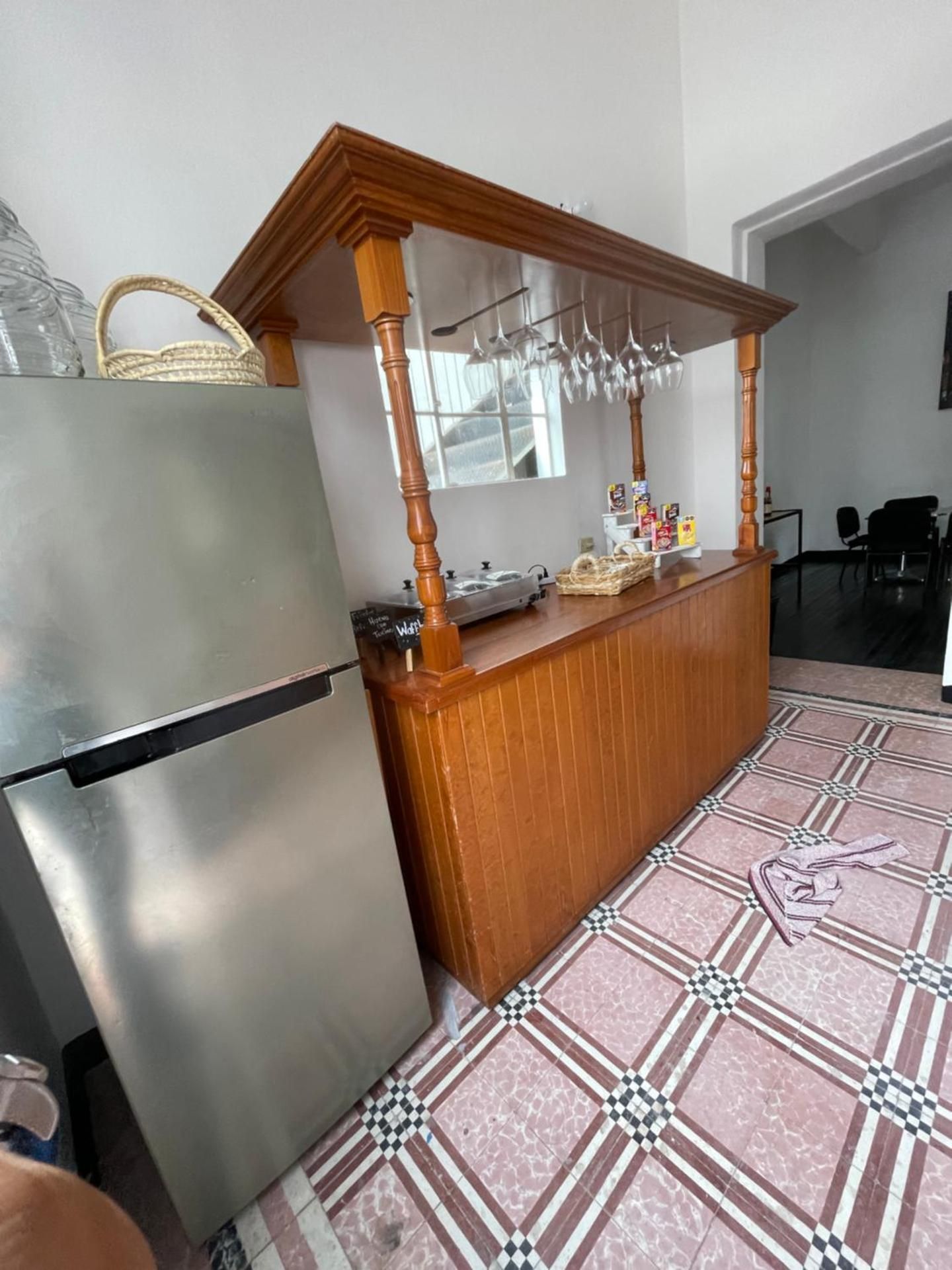 Apartment With Shared Bathroom