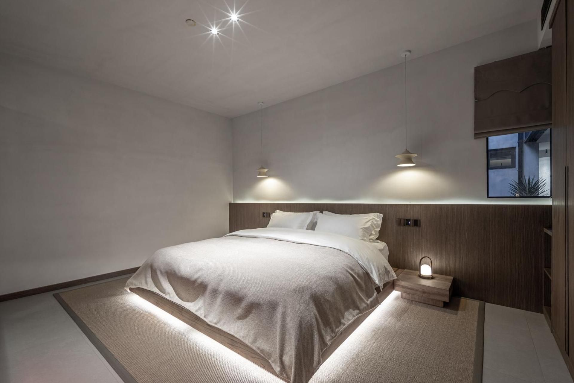 King Room with Mountain View