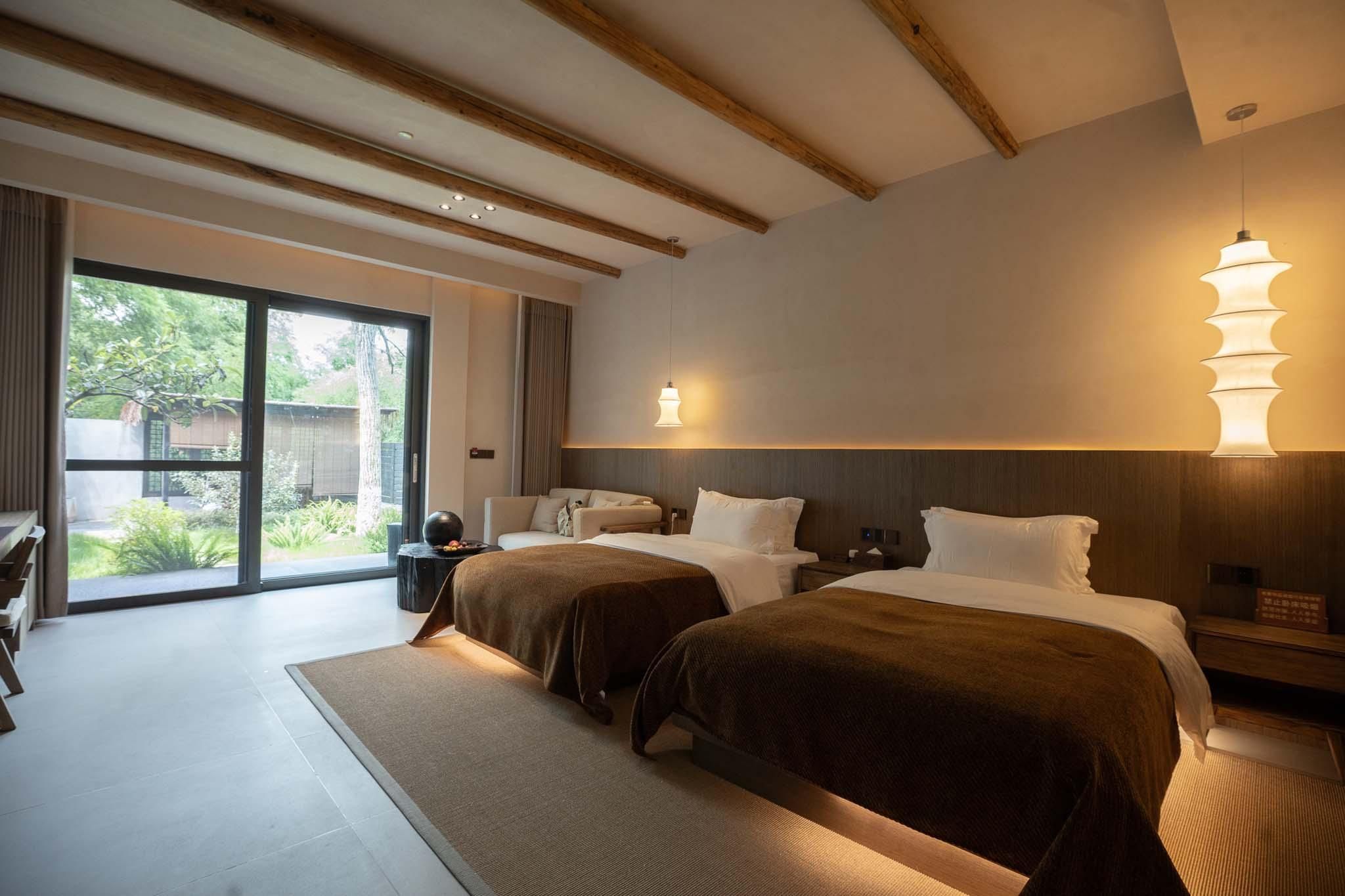 Premier Courtyard Twin Room