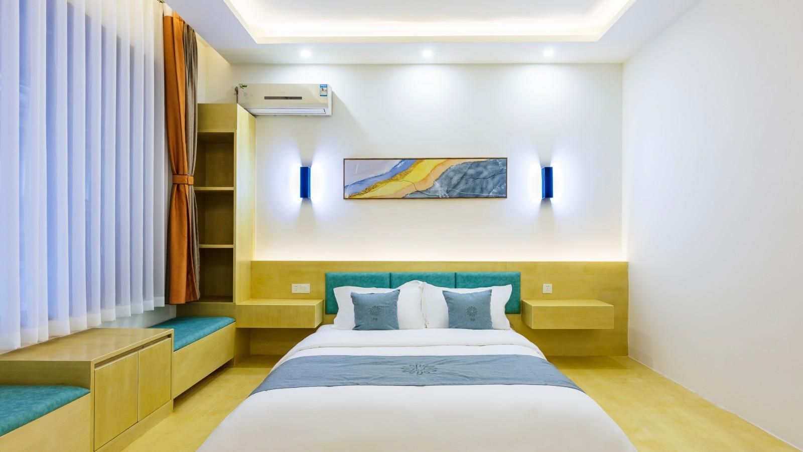 King Deluxe Room
