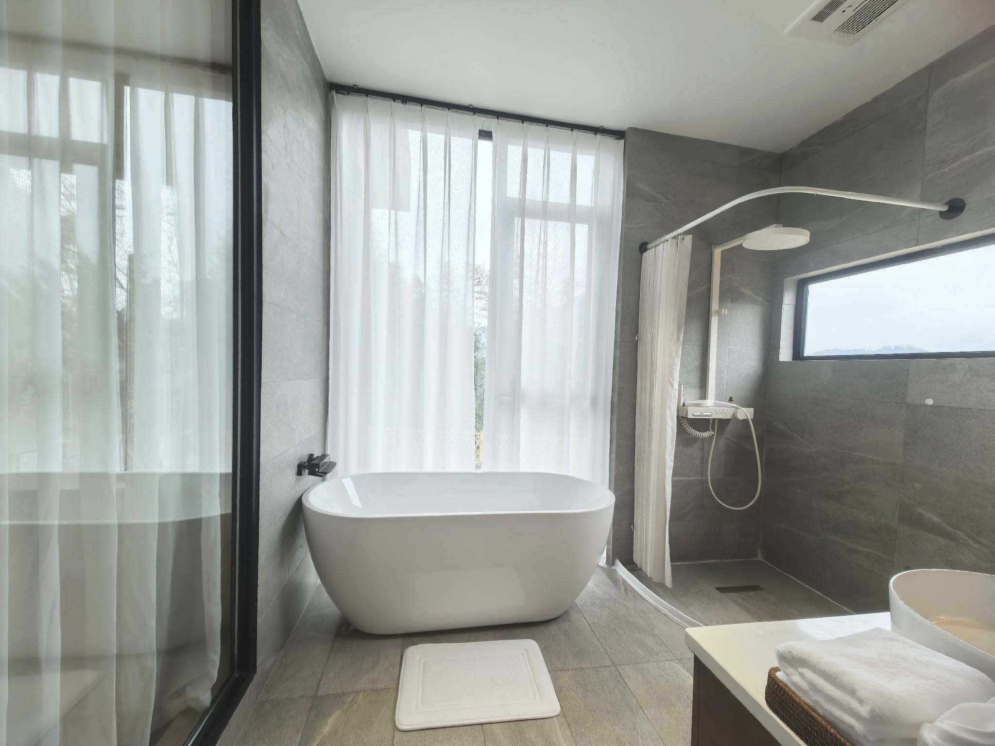 Double Queen Room