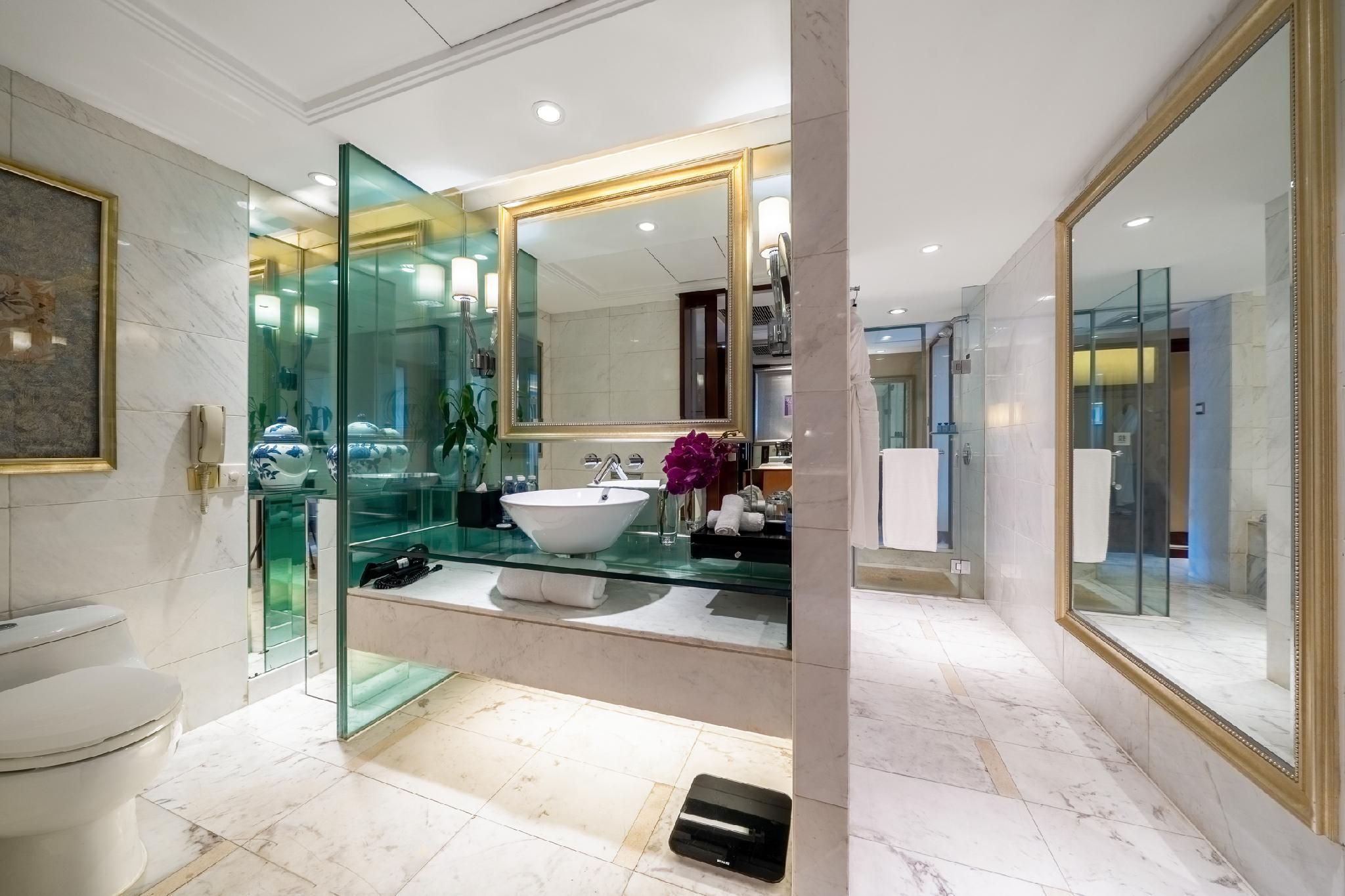Studio Suite
