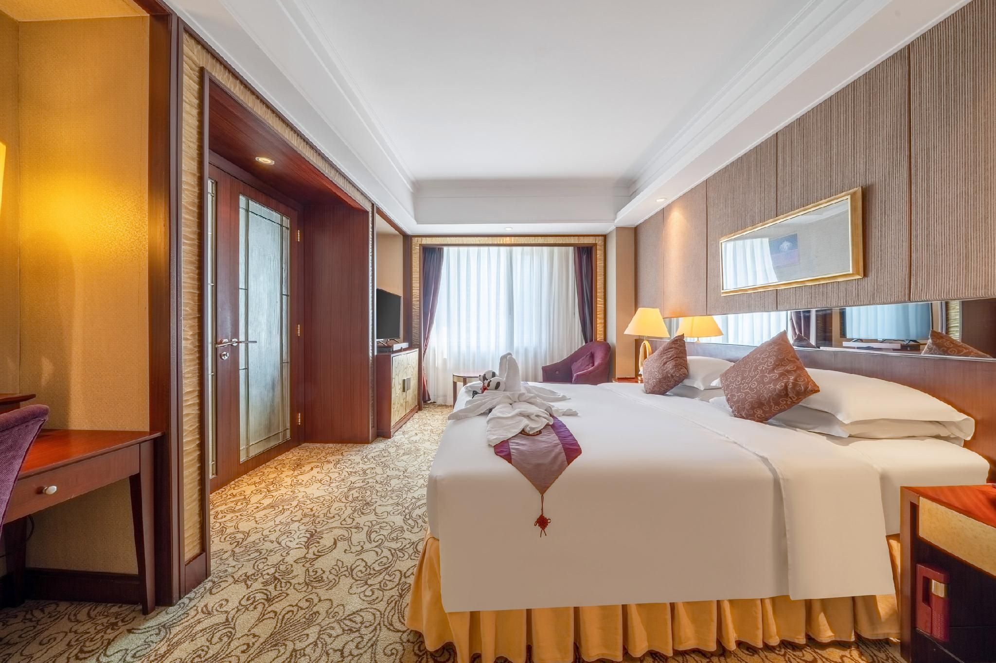 Standard Suite