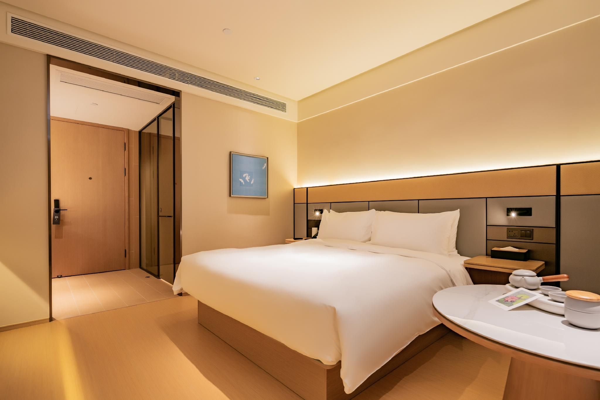 Huazhu - Superior BedRoom