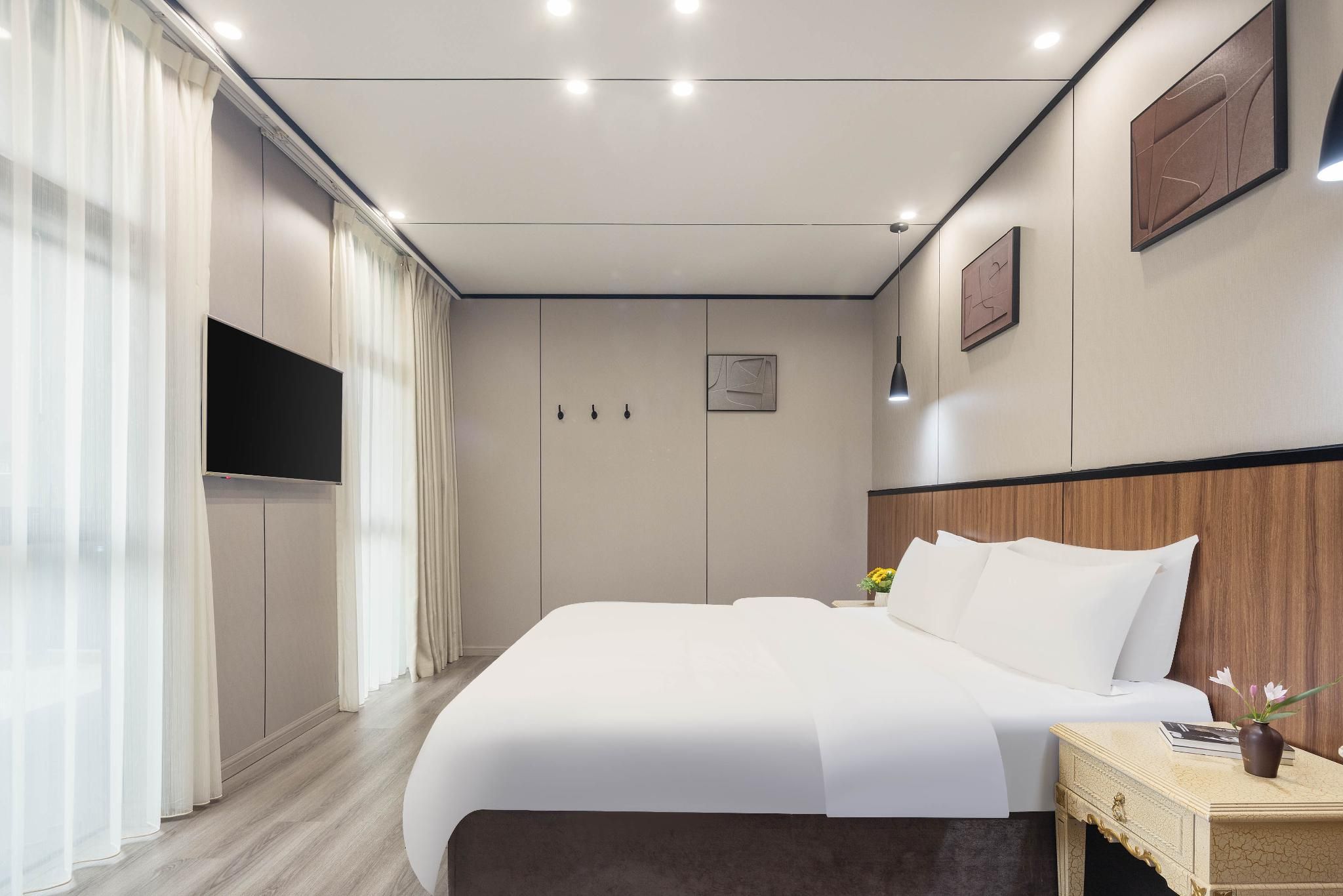 Yiyuan · Designer Influencer Hotel - Chengdu Tianfu International Airport Branch Mountain View