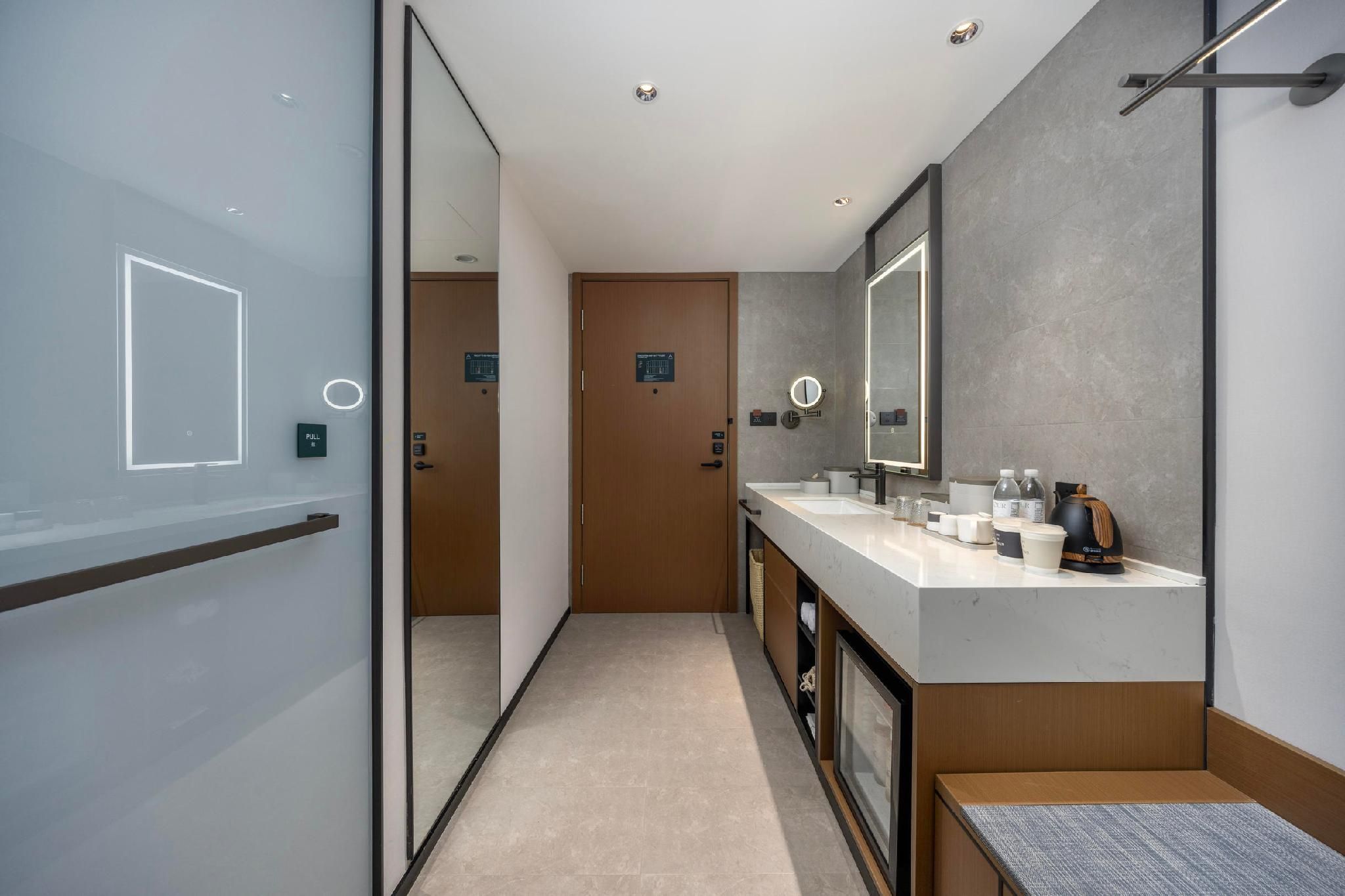 Atour - Executive Twin Room with City View