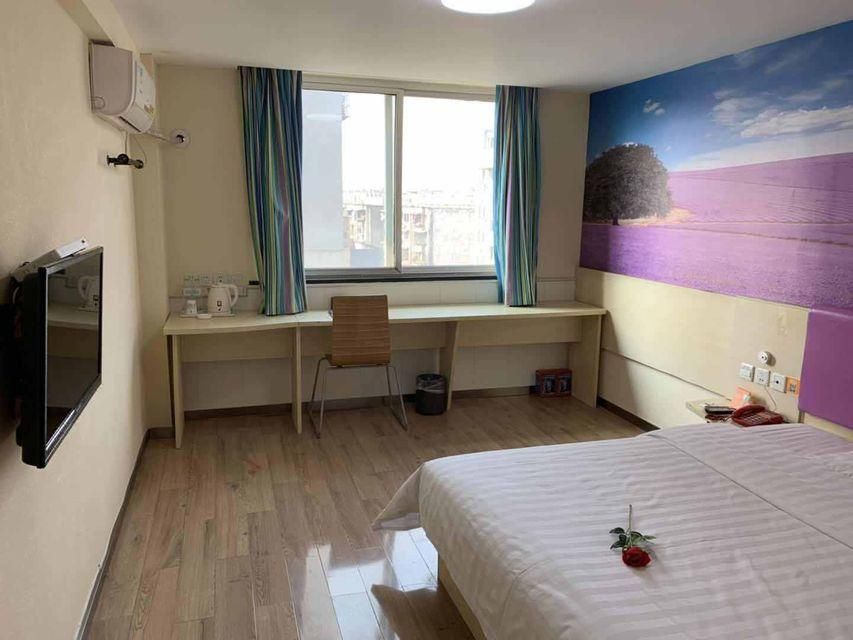 WH - Traditional Bed Room