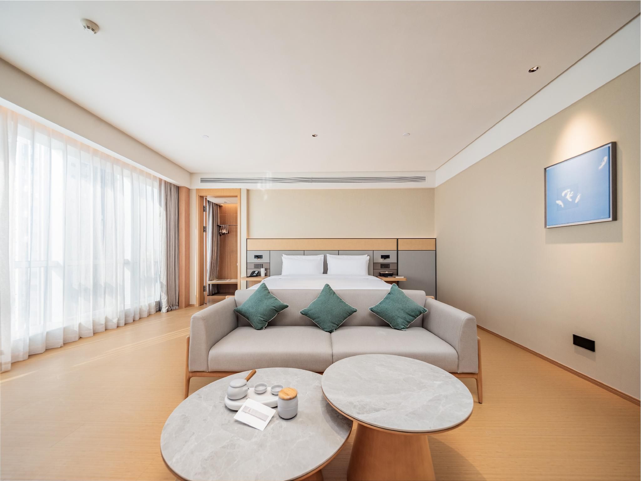 Huazhu - Business Bed Room