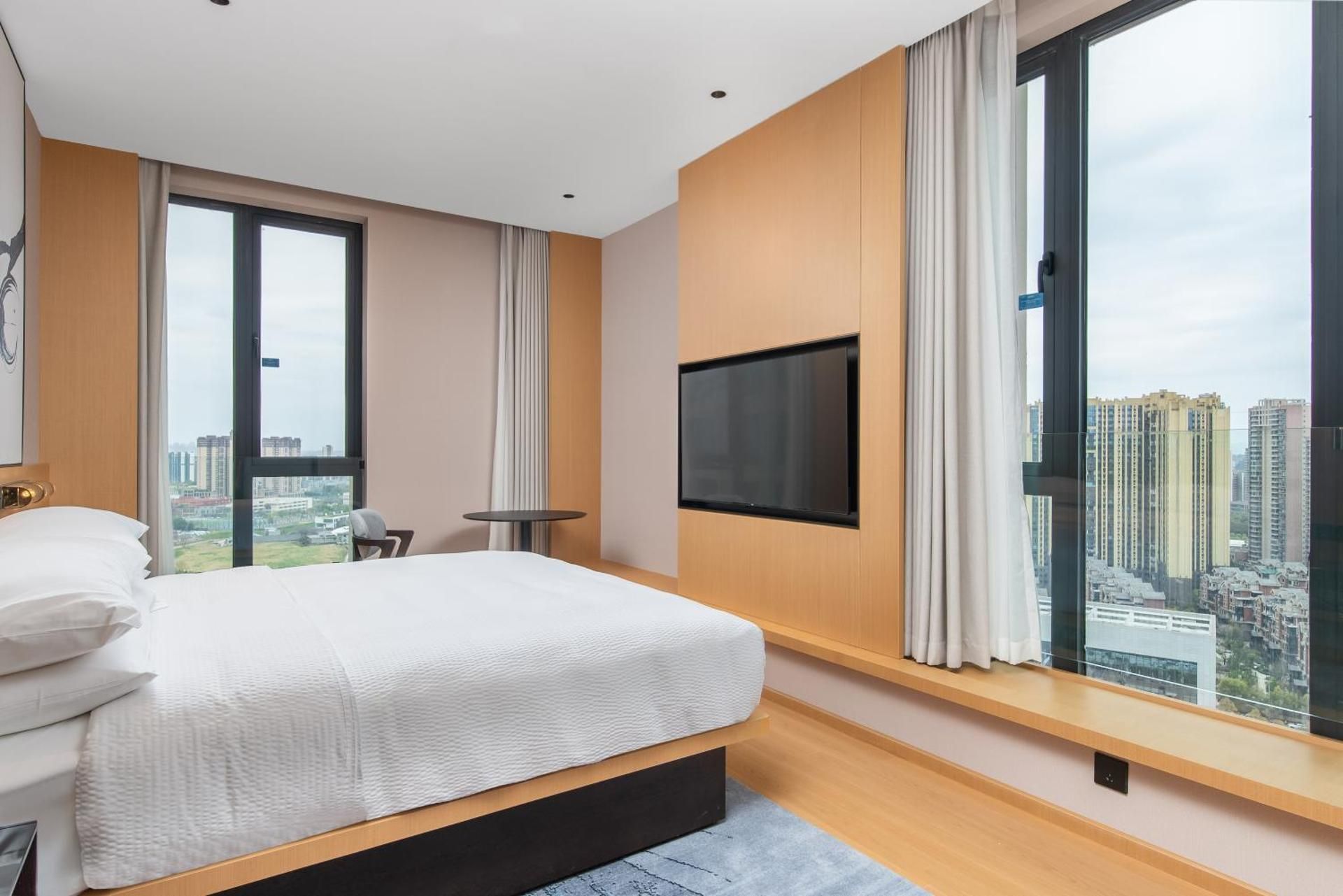 Standard Suite