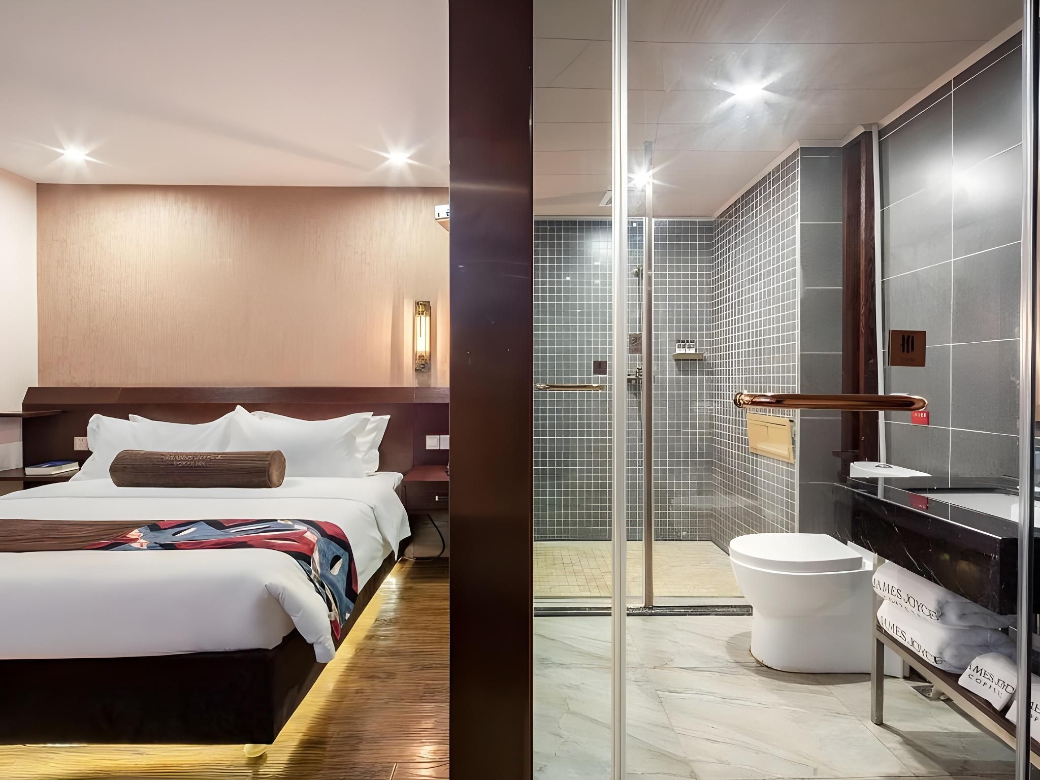 James Joyce - Chunxiang Bed Room