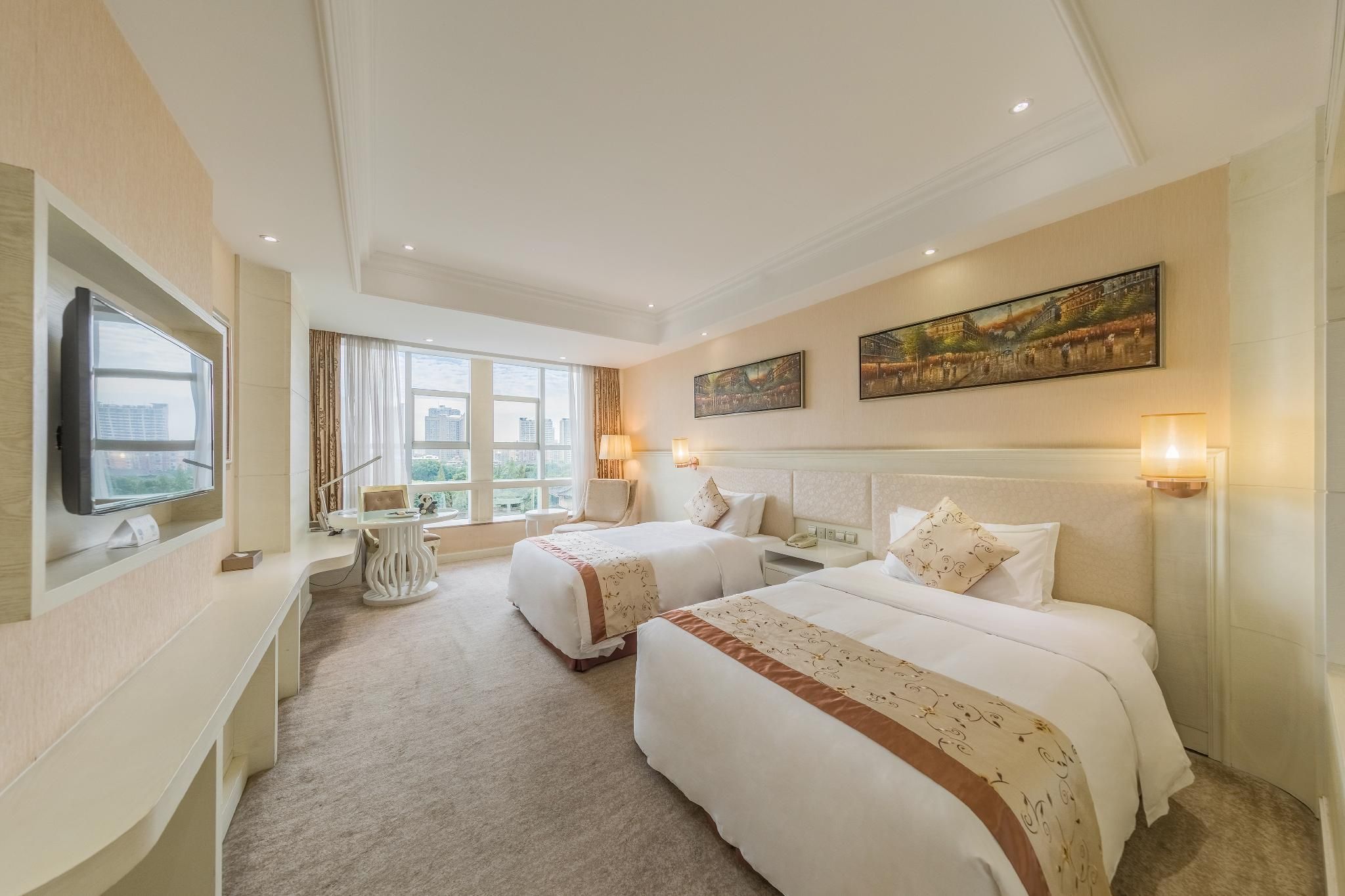 COLLECTION Club Premier Twin Room