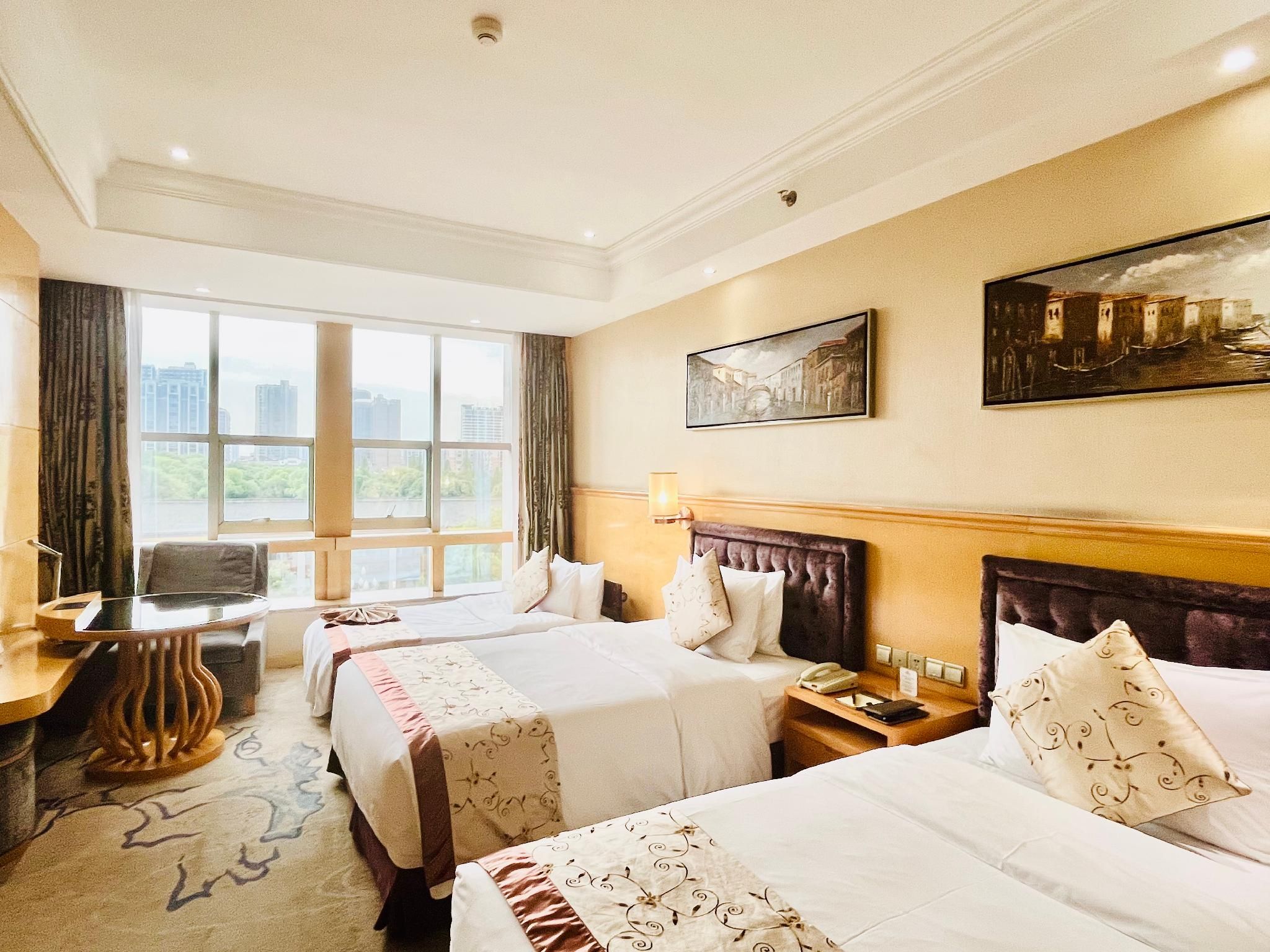 3 Single Beds