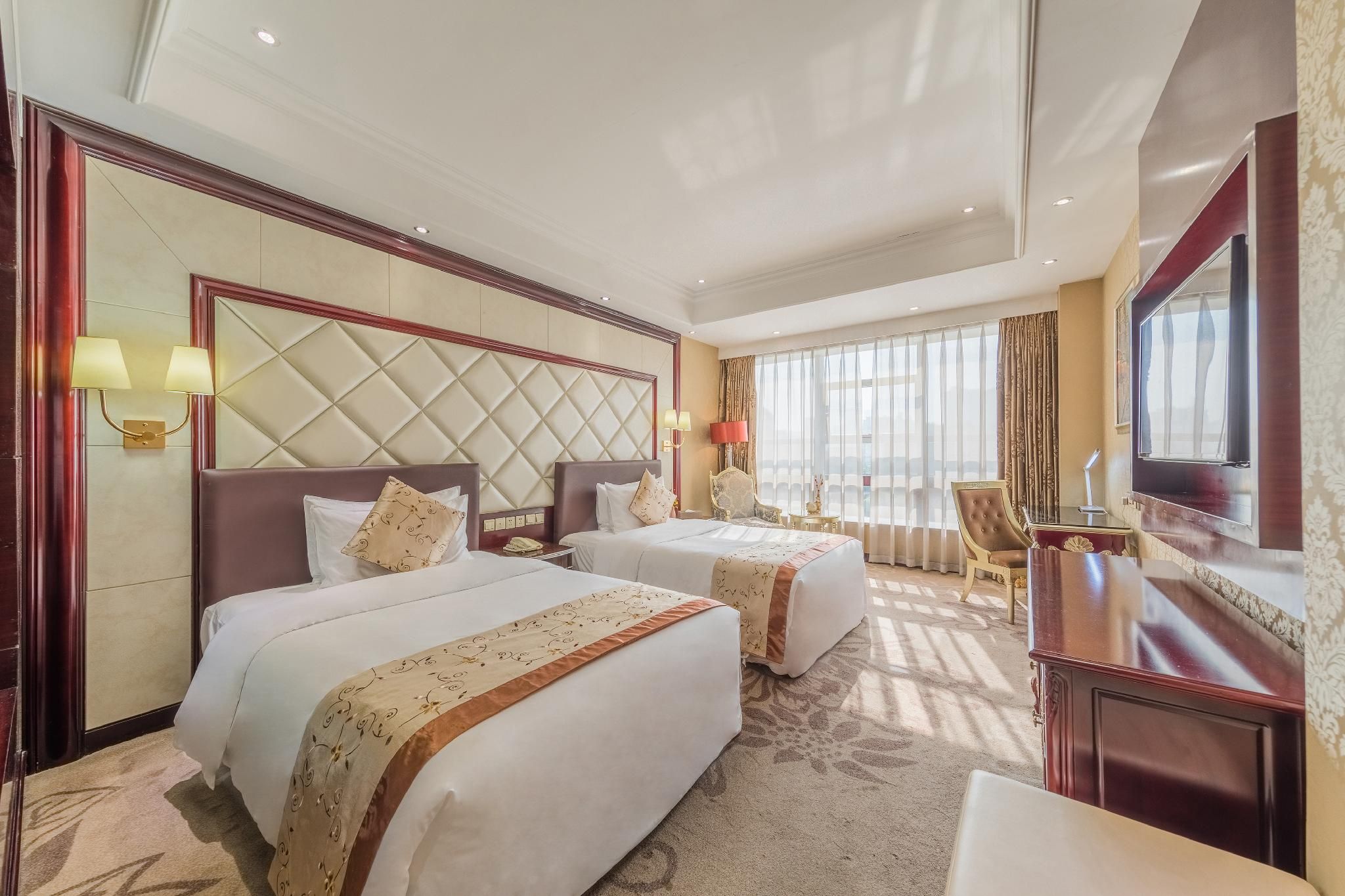2 Bed Twin Superior Room