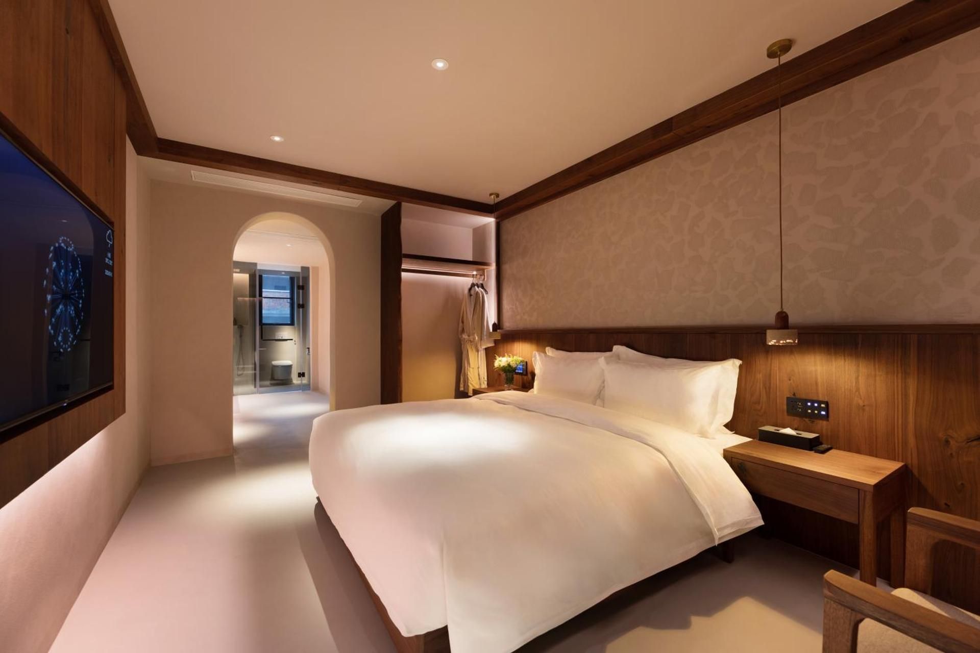 Deluxe Room with Bamboo Garden