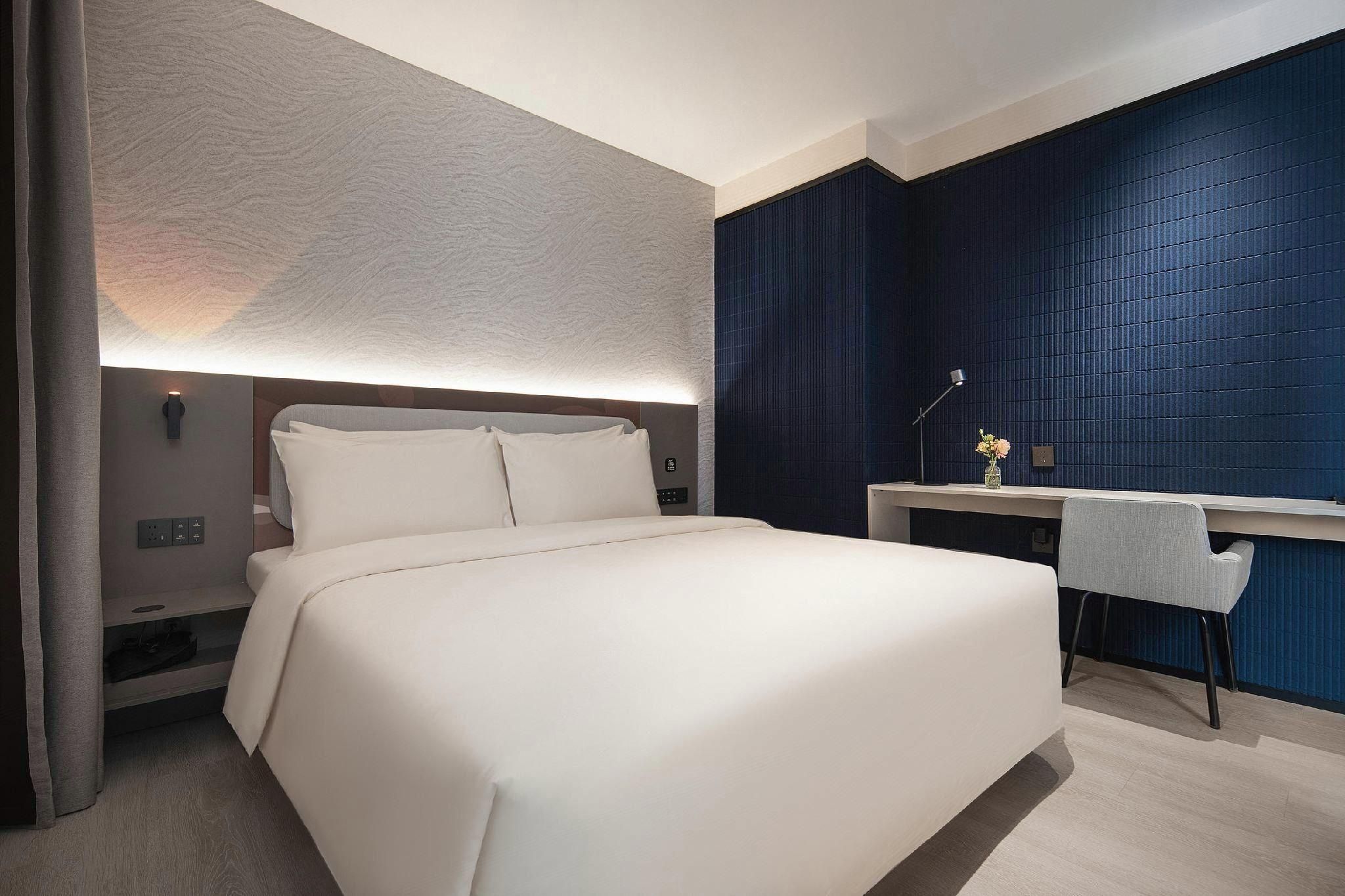 Selected Suite