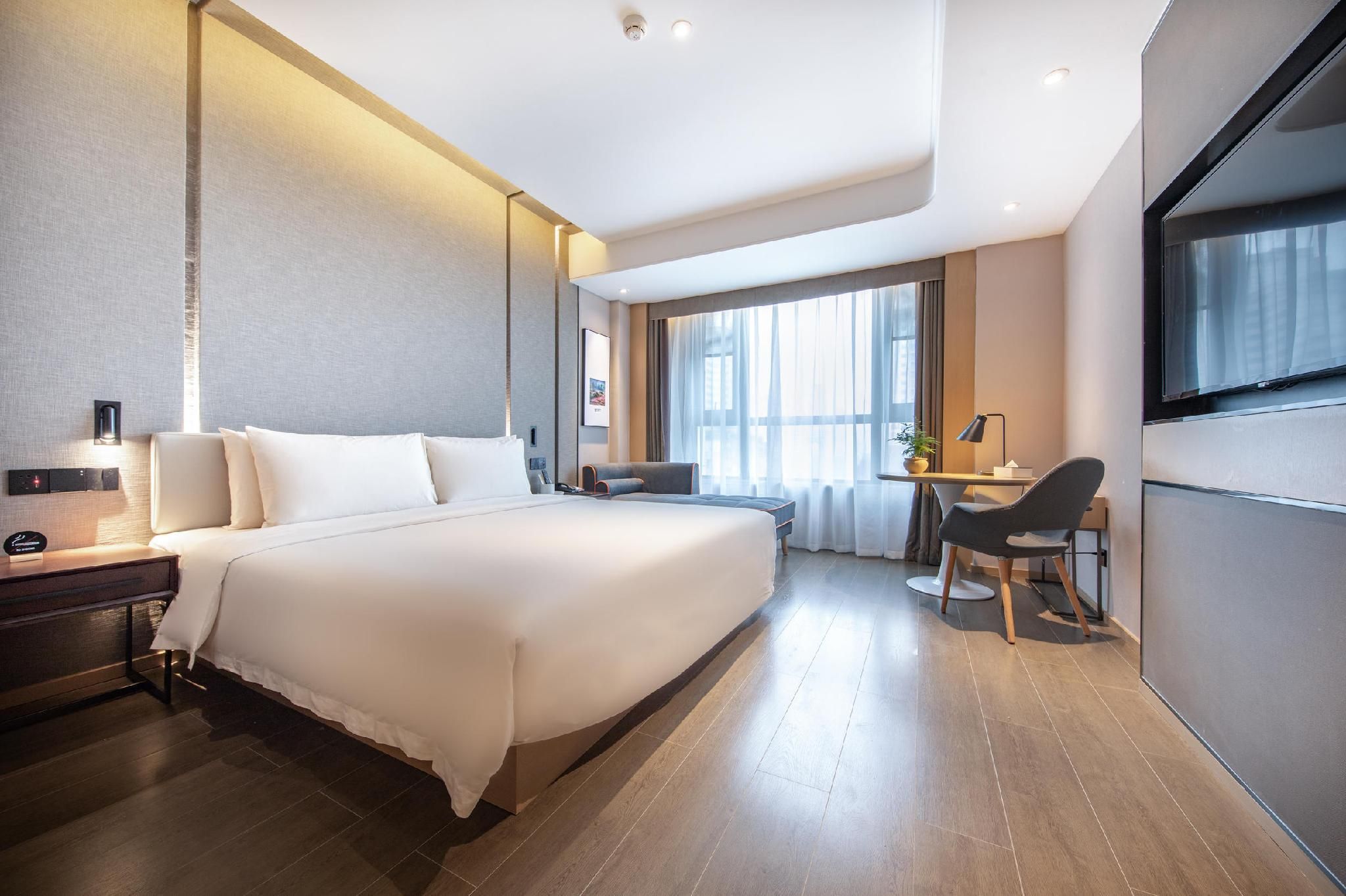 Executive room, Guest room, 1 Queen