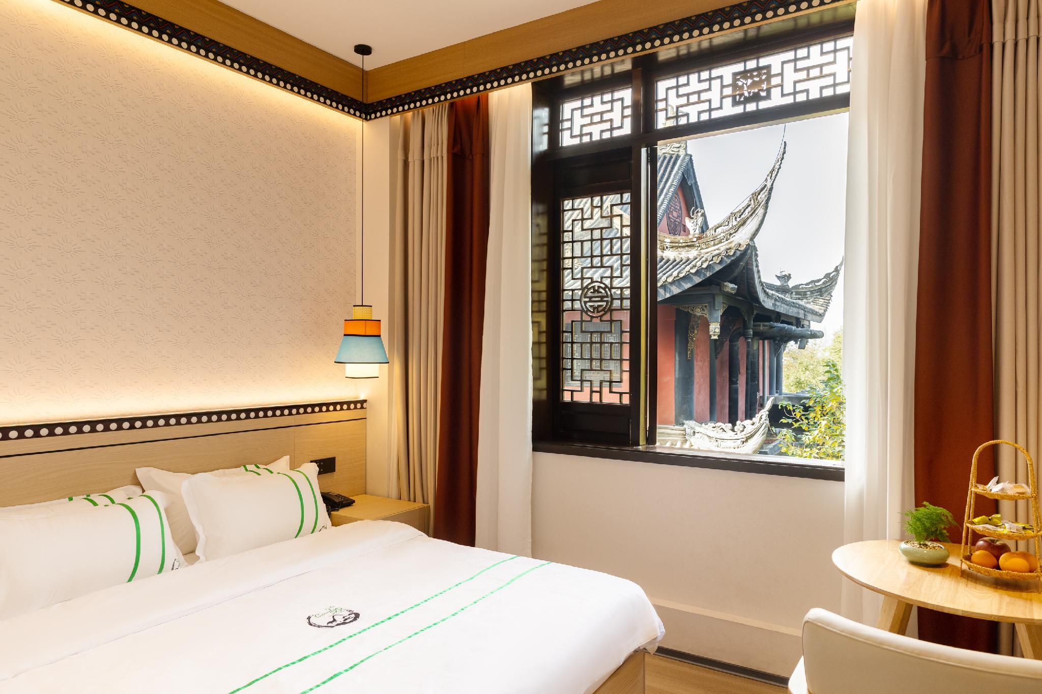 Comfort Queen Room