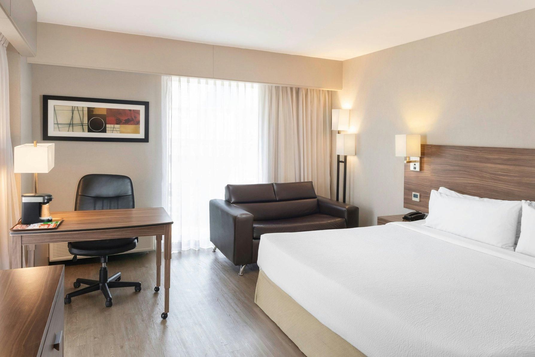 Classic Room, Guest room, 1 King, City view