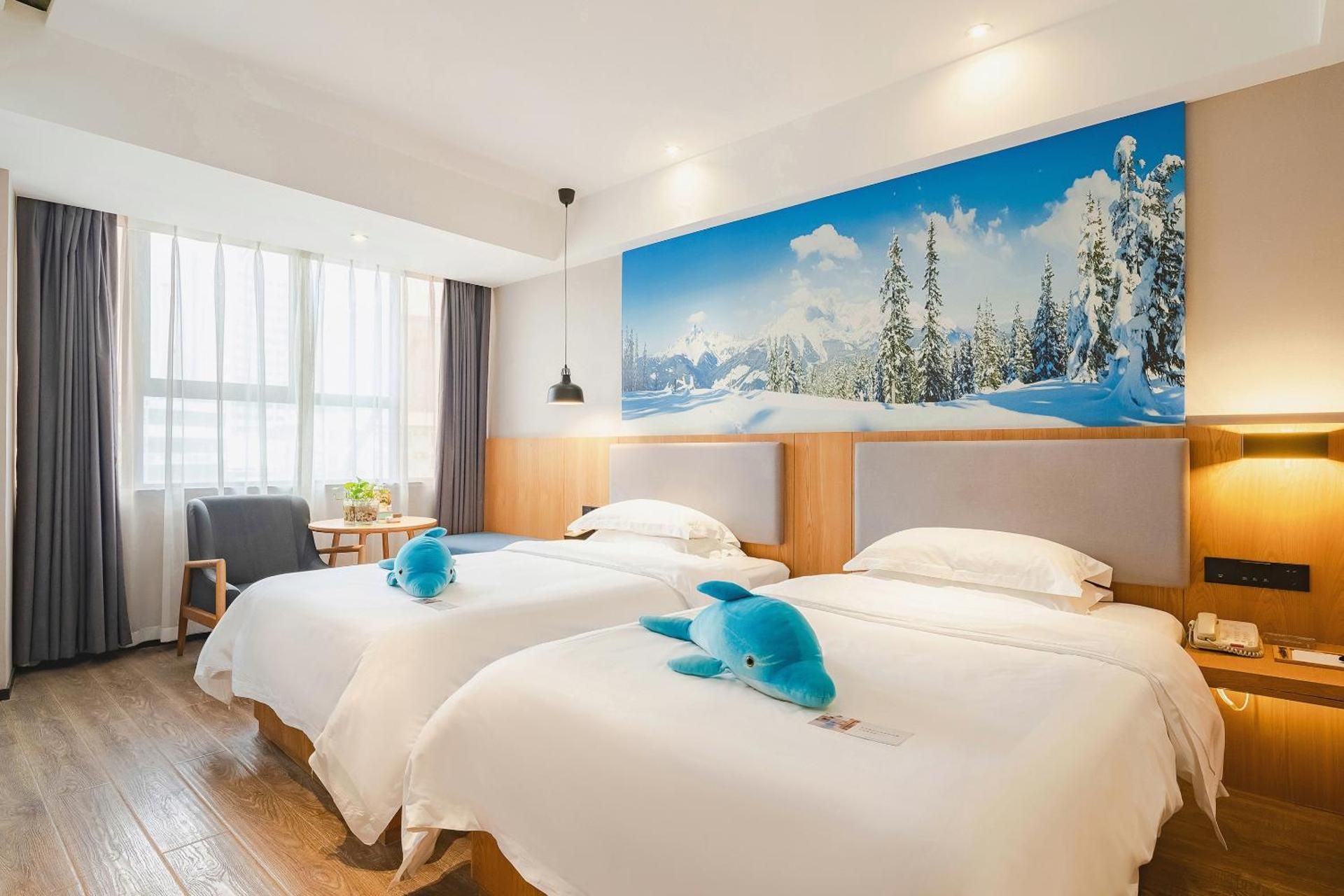 Deluxe Double or Twin Room