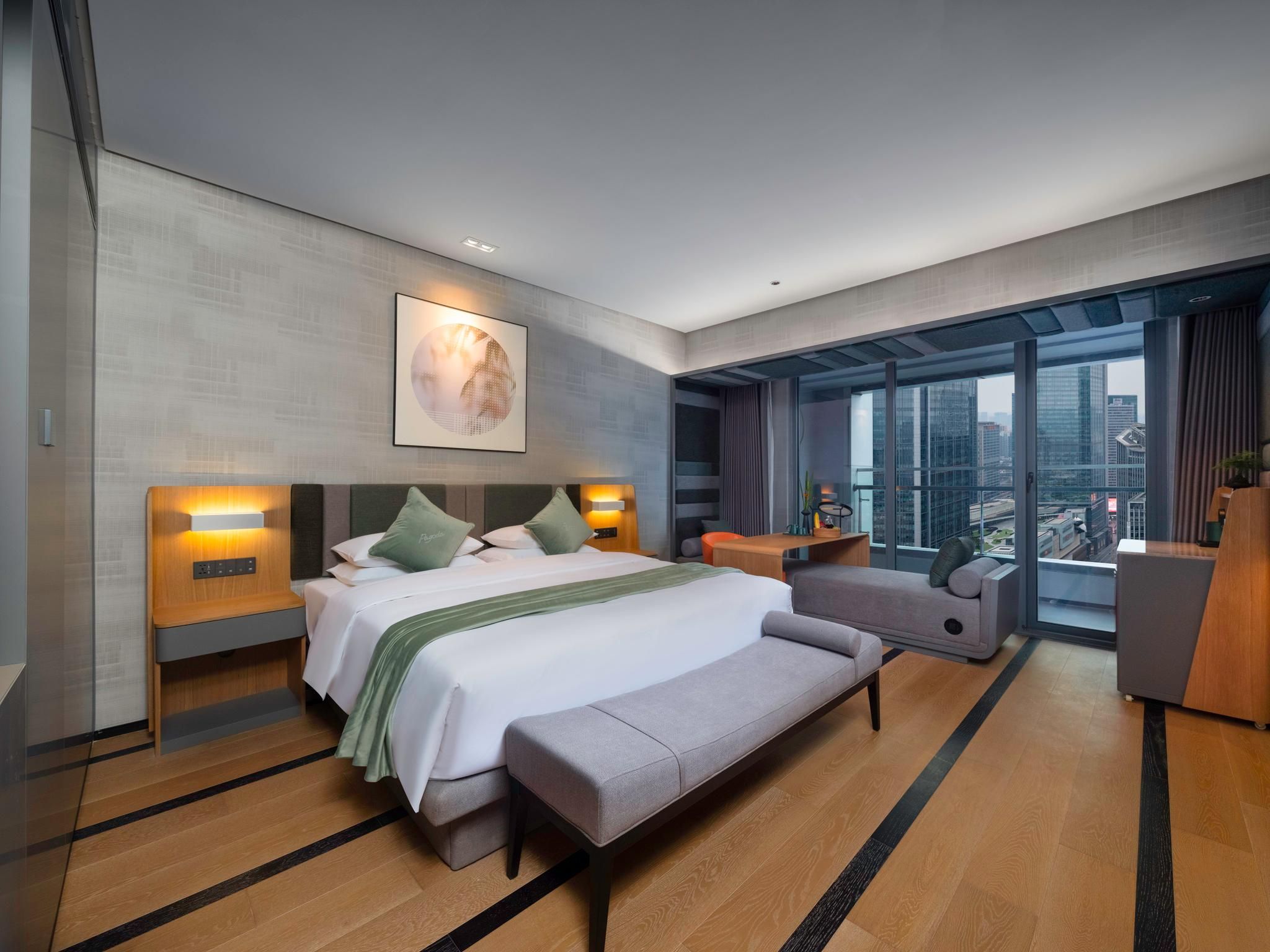 Deluxe King Room
