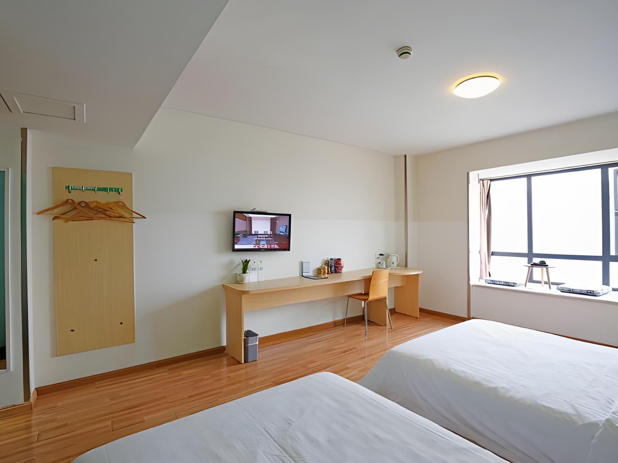 WH - Anxin Bed Room